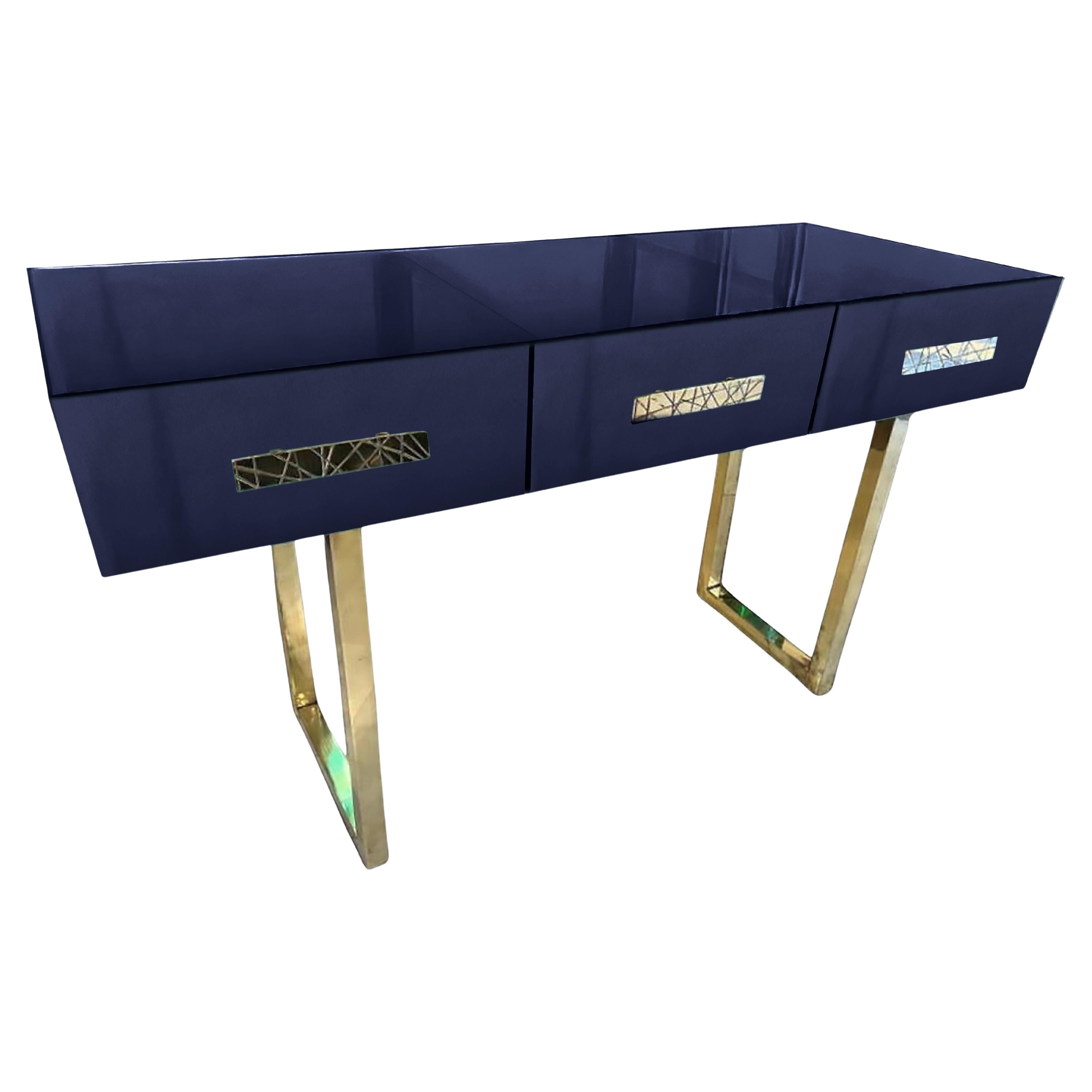 Estilo de mediados de siglo azul consola de mesa de latón con espejo de cristal de Murano, Disponible