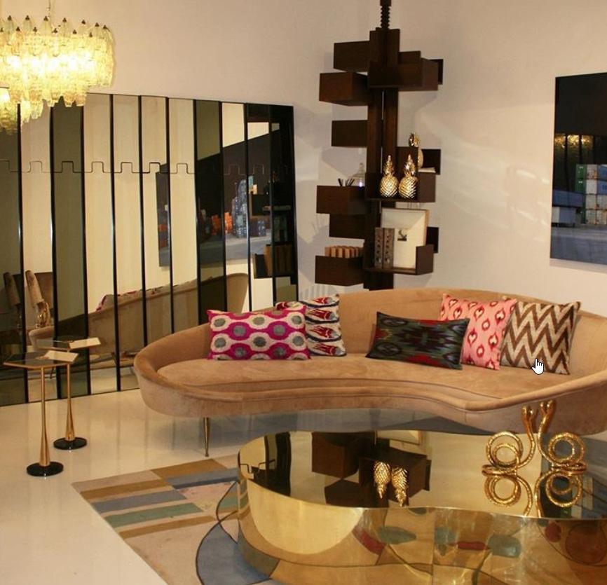 Coppia di candelabri italiani in bronzo in stile metà secolo in vendita 3