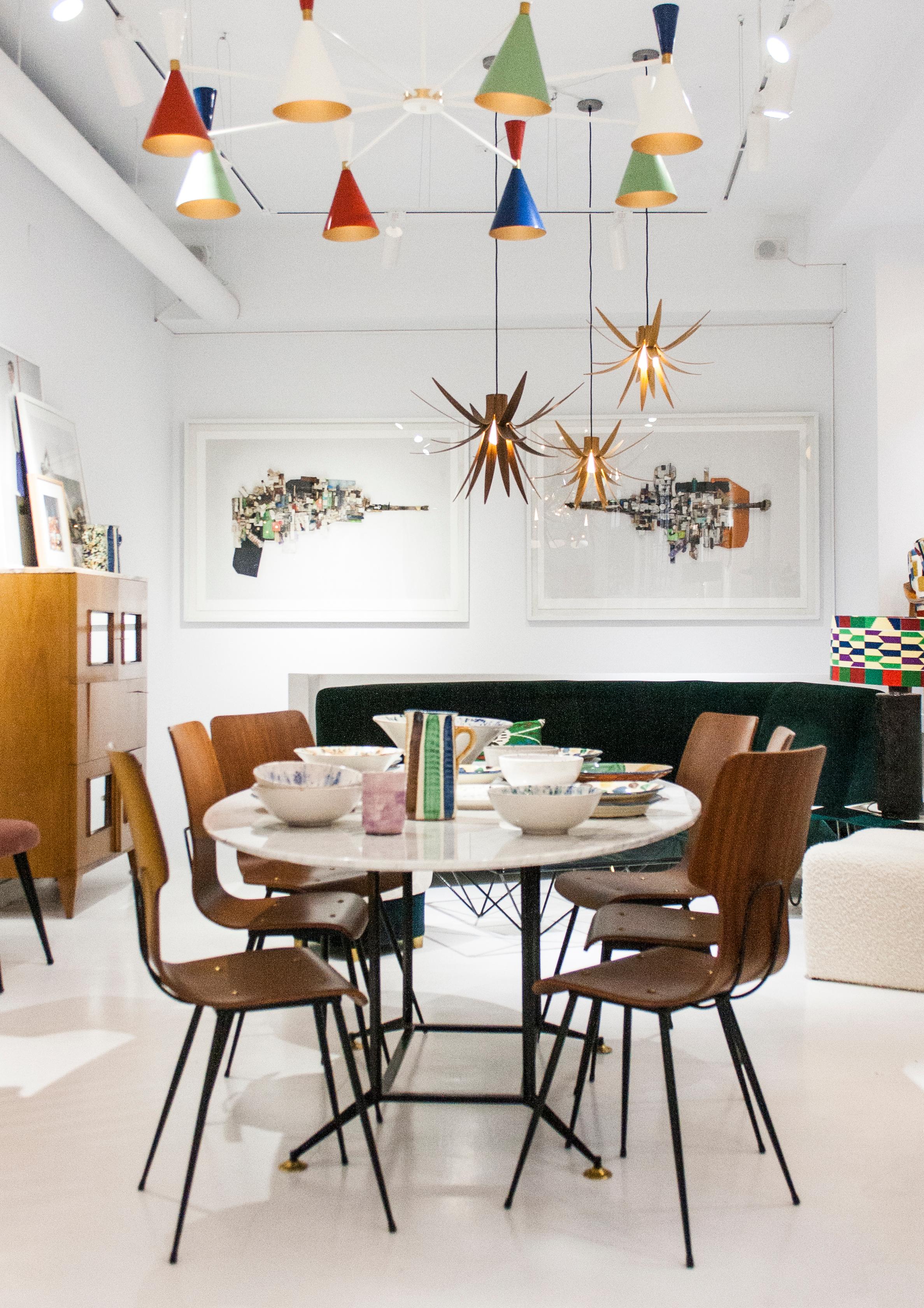 Mid-20th Century Mid-Century Style Carrara Marble Oval Dining Table, Italy, 1950