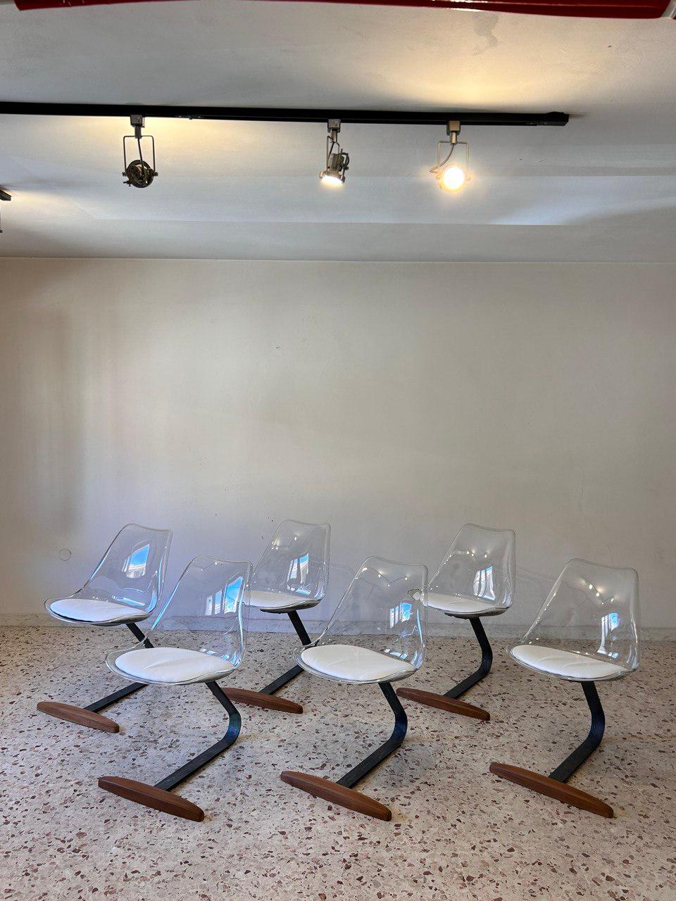 Mid-Century style chairs space age Italian manufacture set of 6 In condizioni buone in vendita a Vittoria, IT
