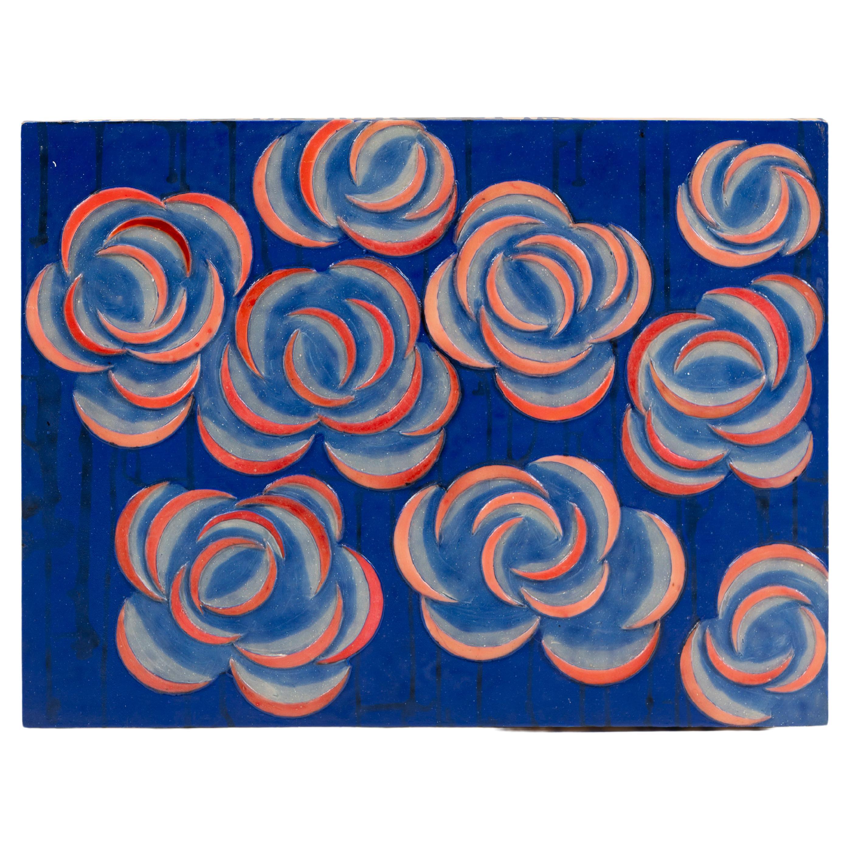 Blumenschnitzerei im Mid-Century-Stil, geschnitzt und bemalt auf Holz, ungerahmt, 20. Jahrhundert, USA