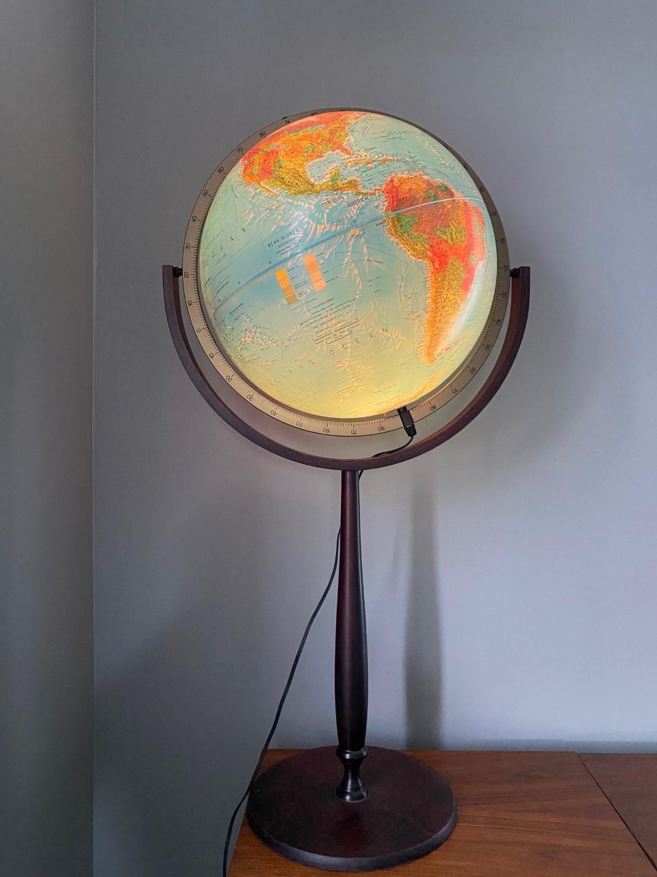 Beleuchteter Boden Globus im Mid-Century-Stil von Scan-Globe A / S Dänemark 4