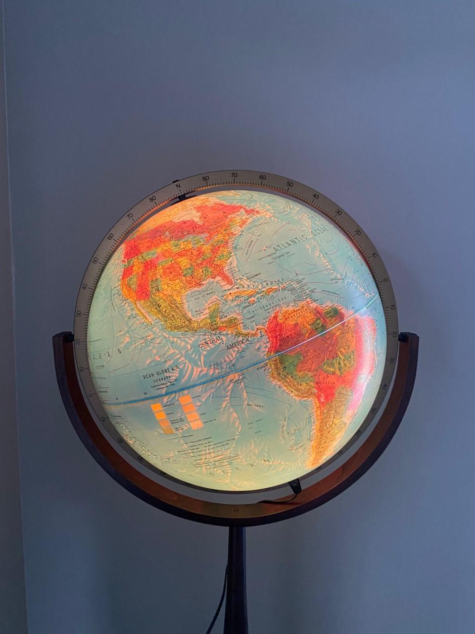 Mid Century Style Illuminated Floor Globe by Scan-Globe A / S Denmark 5