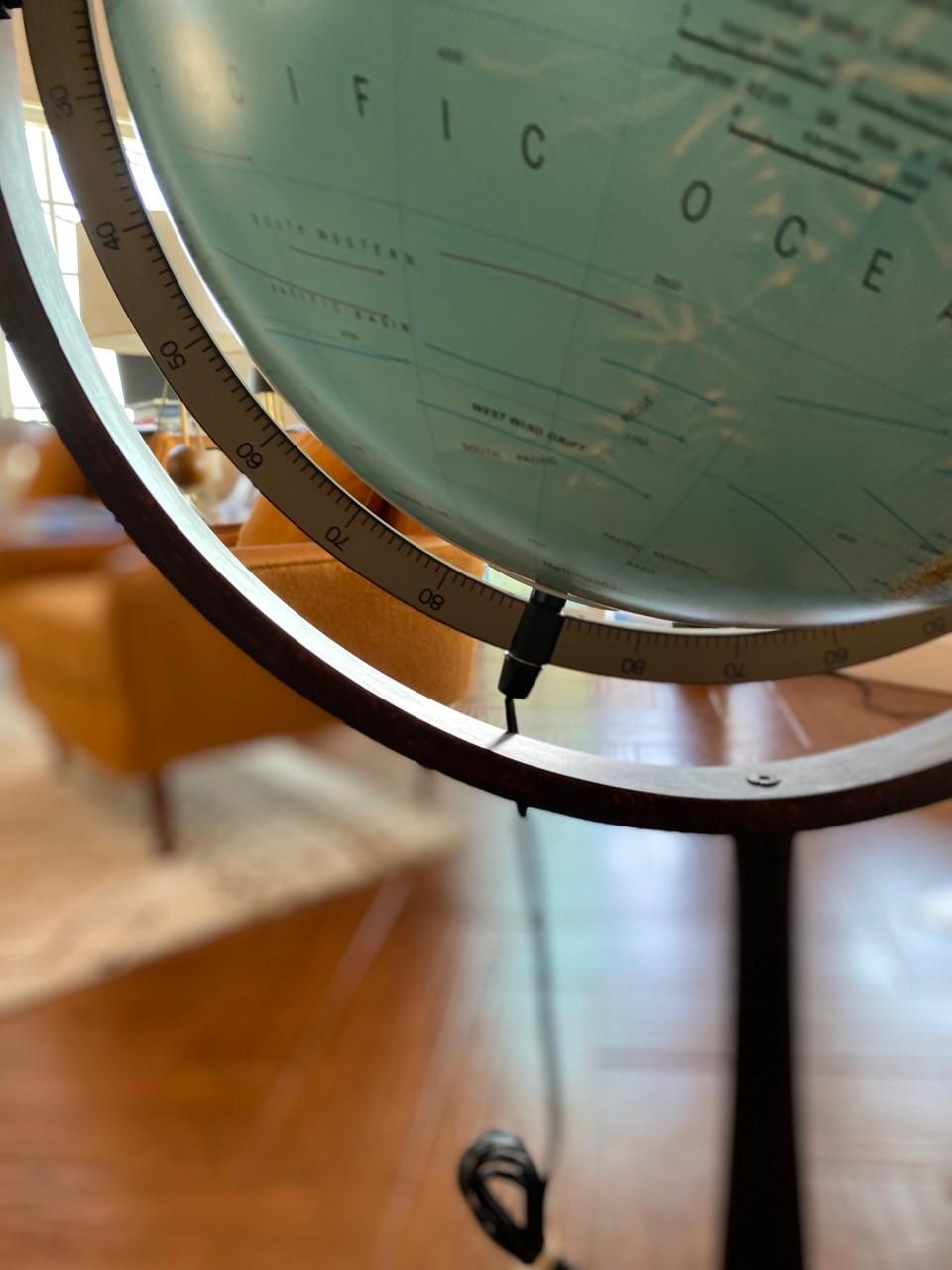 Beleuchteter Boden Globus im Mid-Century-Stil von Scan-Globe A / S Dänemark (Handgefertigt)