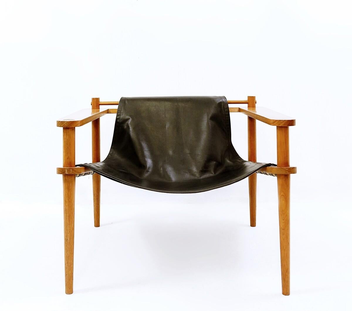 Mid-Century Modern Mid-Century Style Italian Armchair in the Style of Zanotta