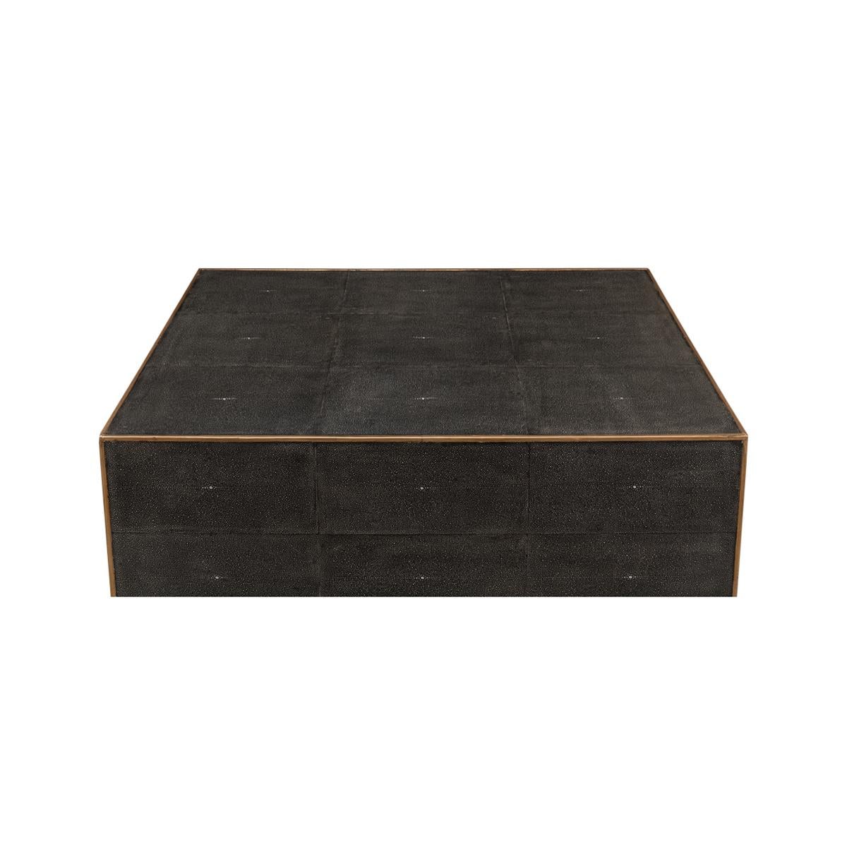Asiatico Cocktail Tables in pelle in stile metà secolo in vendita