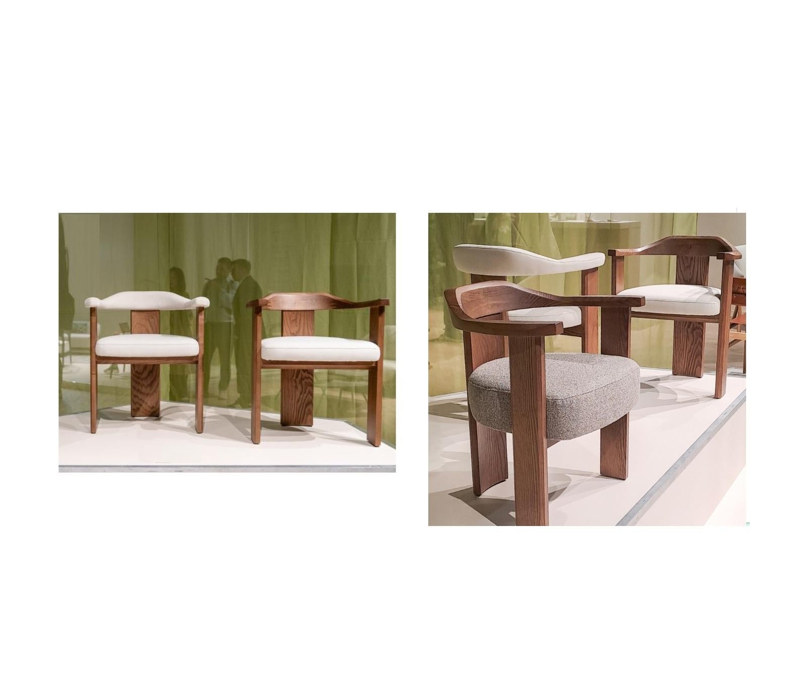 Fatto a mano Sedia da pranzo in pelle in stile Mid-Century con finitura Greene & Greene in vendita