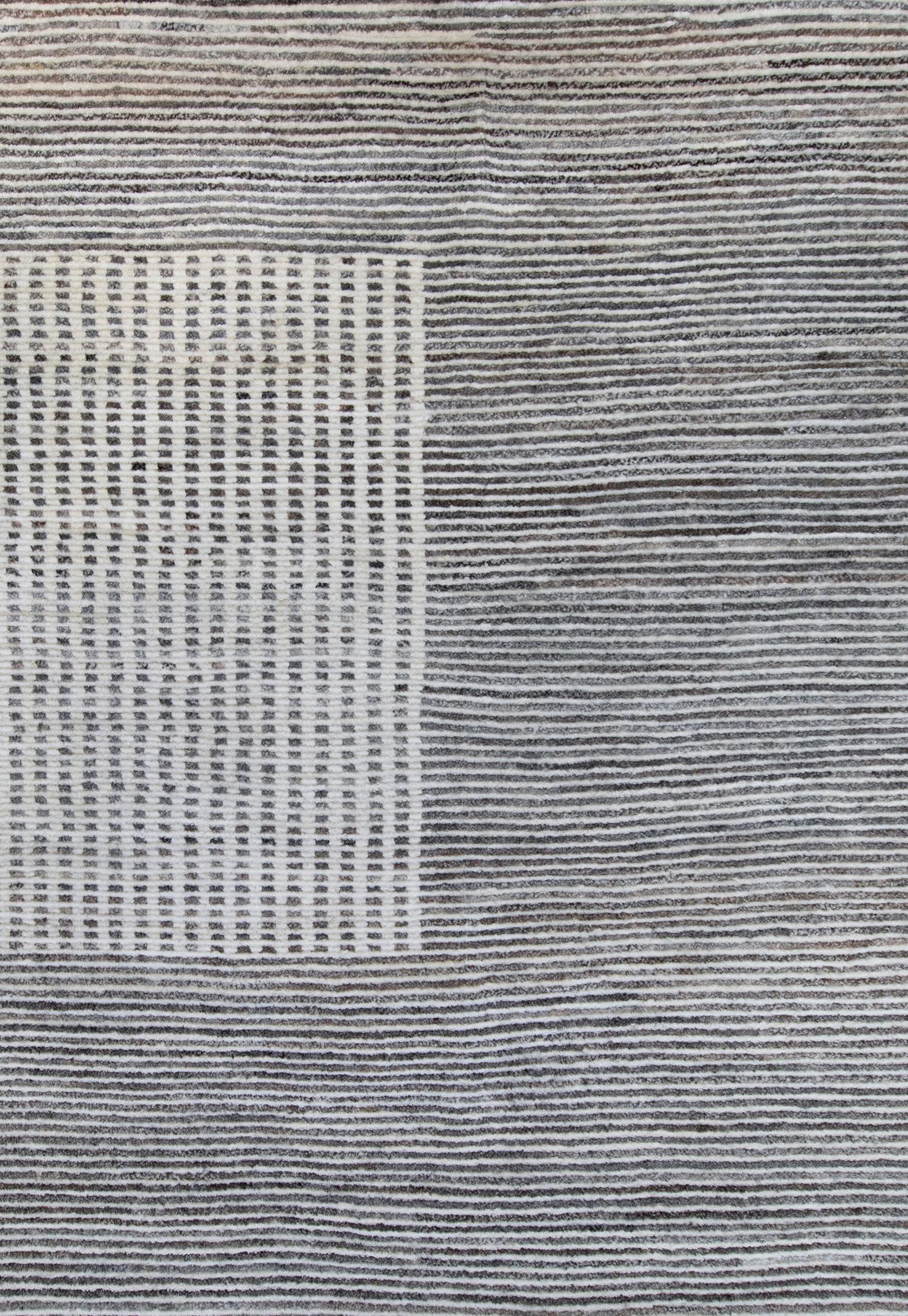 Hand-Knotted Mid-Century Style Minimalist Handknotted Shiraz Undyed Wool Rug For Sale