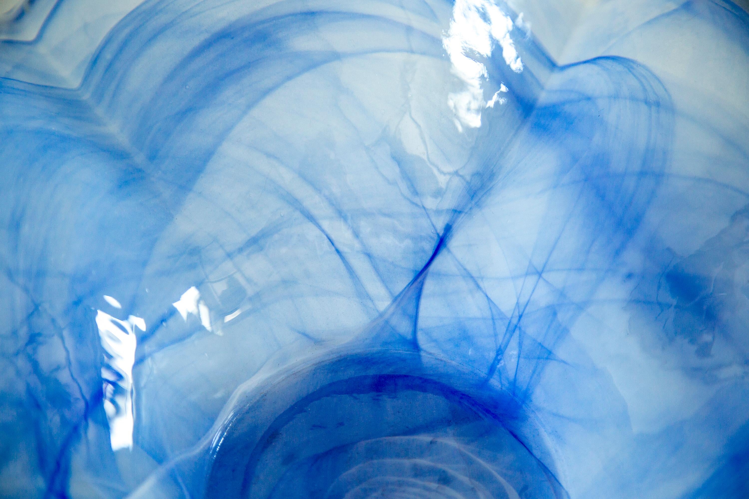 Mid Century Style Murano Glass Big White and Blue Bowl, Italy, 2000s For Sale 1