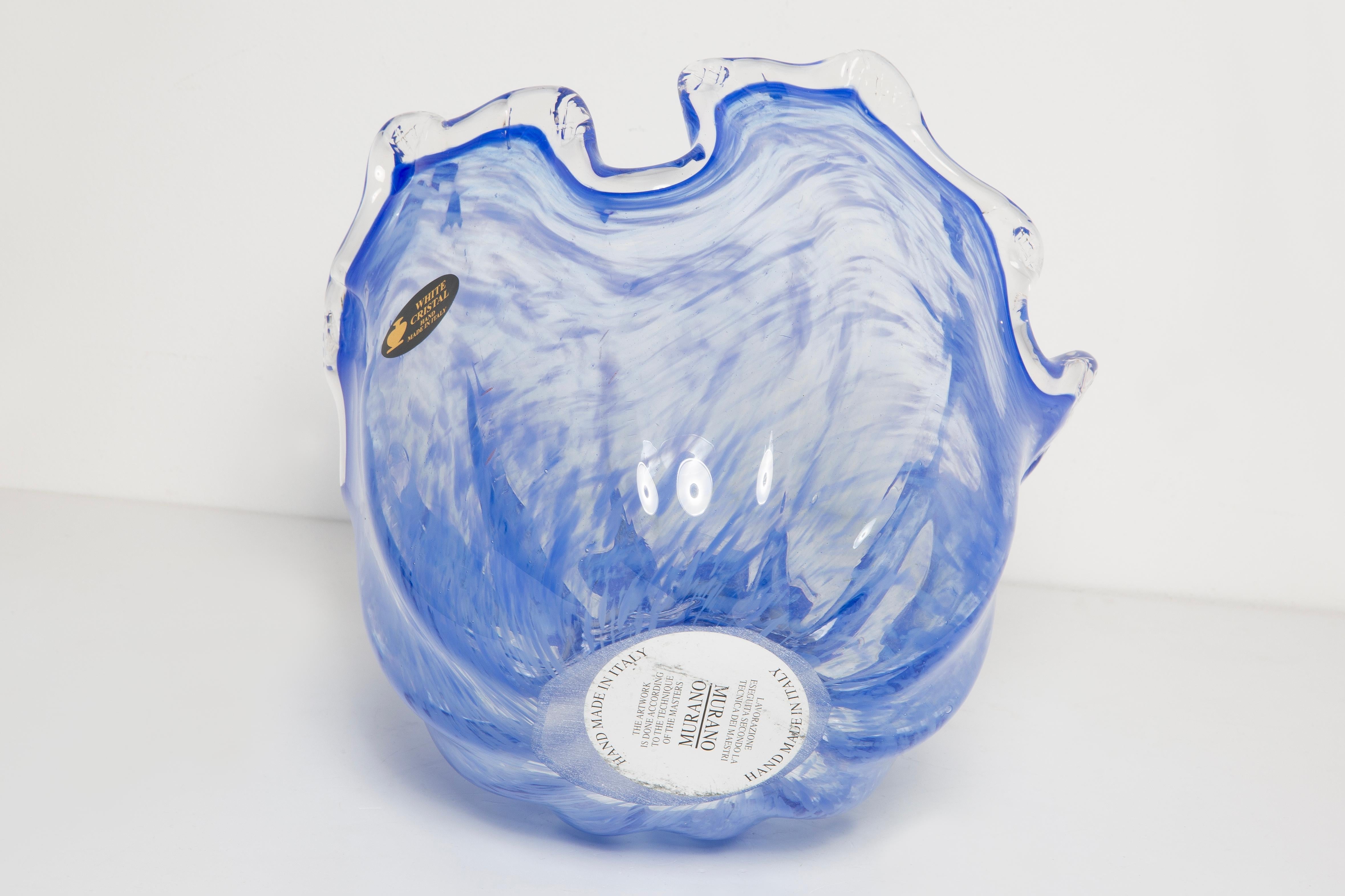 Mittlere blaue Murano-Glasschale im Stil der Jahrhundertmitte, Italien, 2000er Jahre im Angebot 5