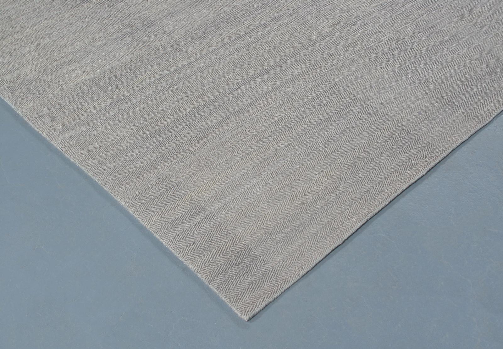 Pelas Flachgewebe-Teppich im Stil der Jahrhundertmitte im Zustand „Neu“ im Angebot in New York, NY