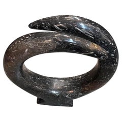 Sculpture fossile d' Orthoceras polie du milieu du siècle dernier