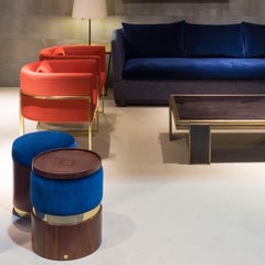 Style Upholstering - Pouf rond LUNE A en velours, bois de fer et laiton