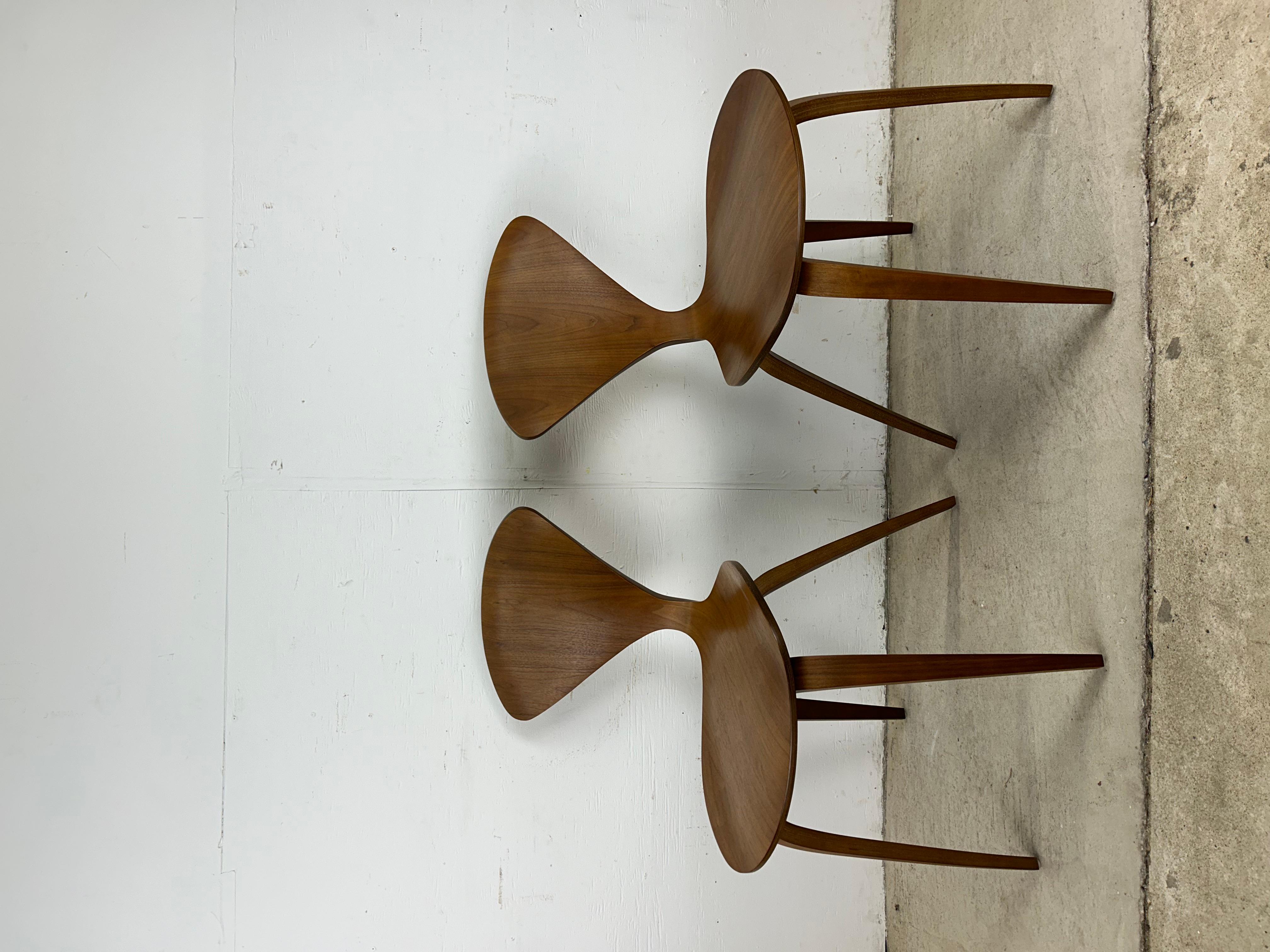 Ensemble de 4 chaises en bois courbé de style milieu de siècle par Norman Cherner 9
