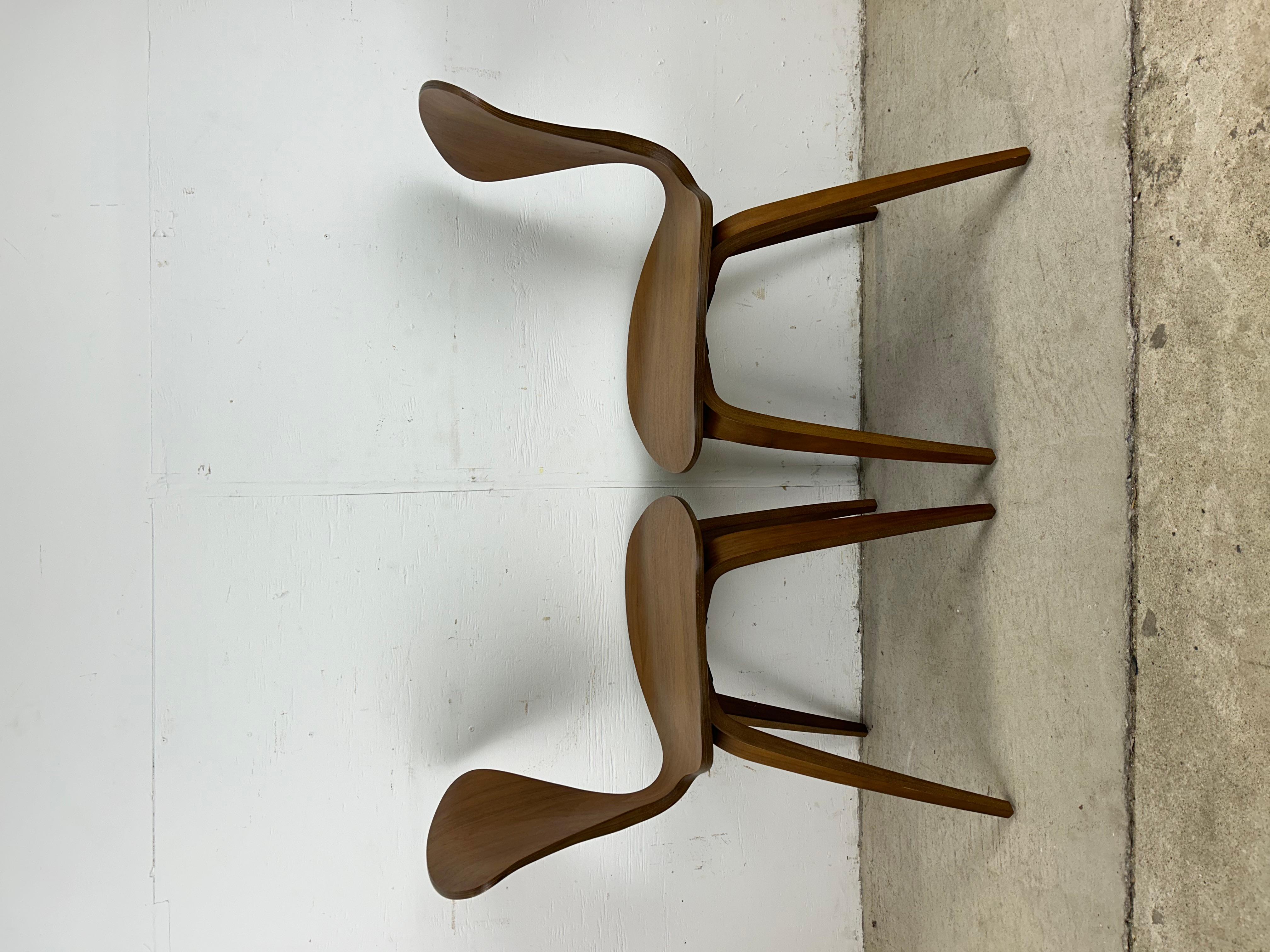 Ensemble de 4 chaises en bois courbé de style milieu de siècle par Norman Cherner 13