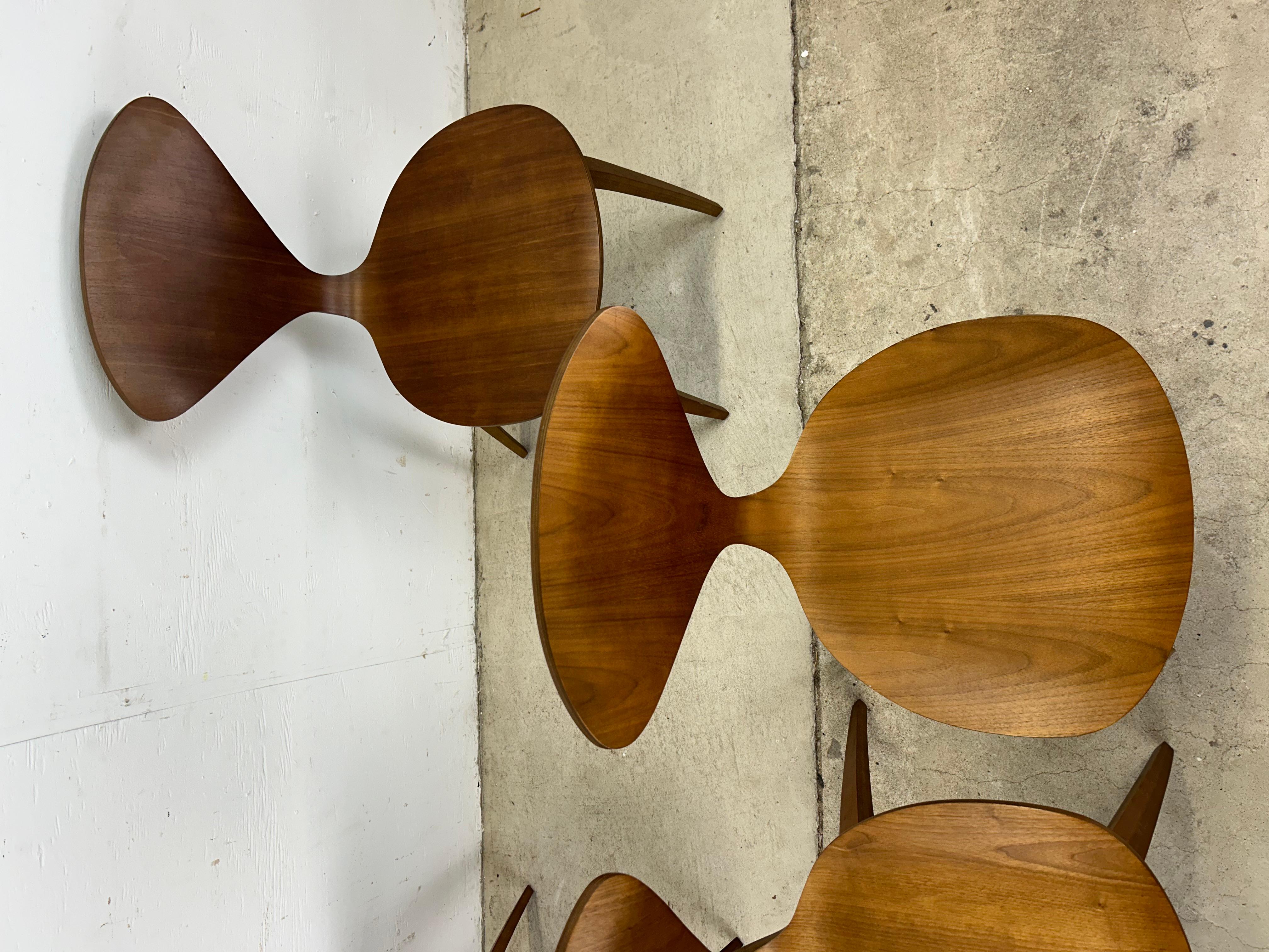 XXIe siècle et contemporain Ensemble de 4 chaises en bois courbé de style milieu de siècle par Norman Cherner