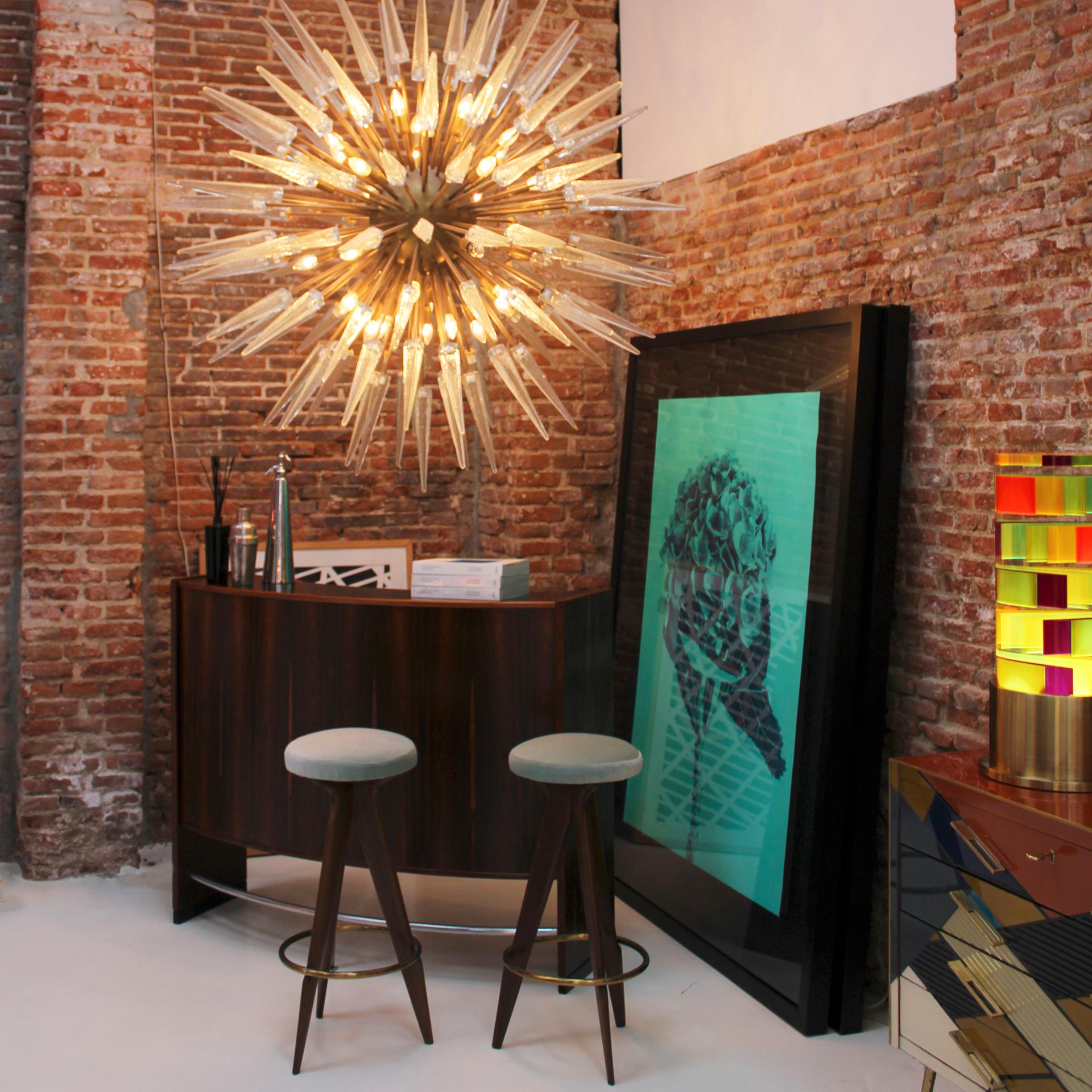 Lampadario italiano in vetro di Murano e ottone in stile metà secolo moderno Sputnik in vendita 5