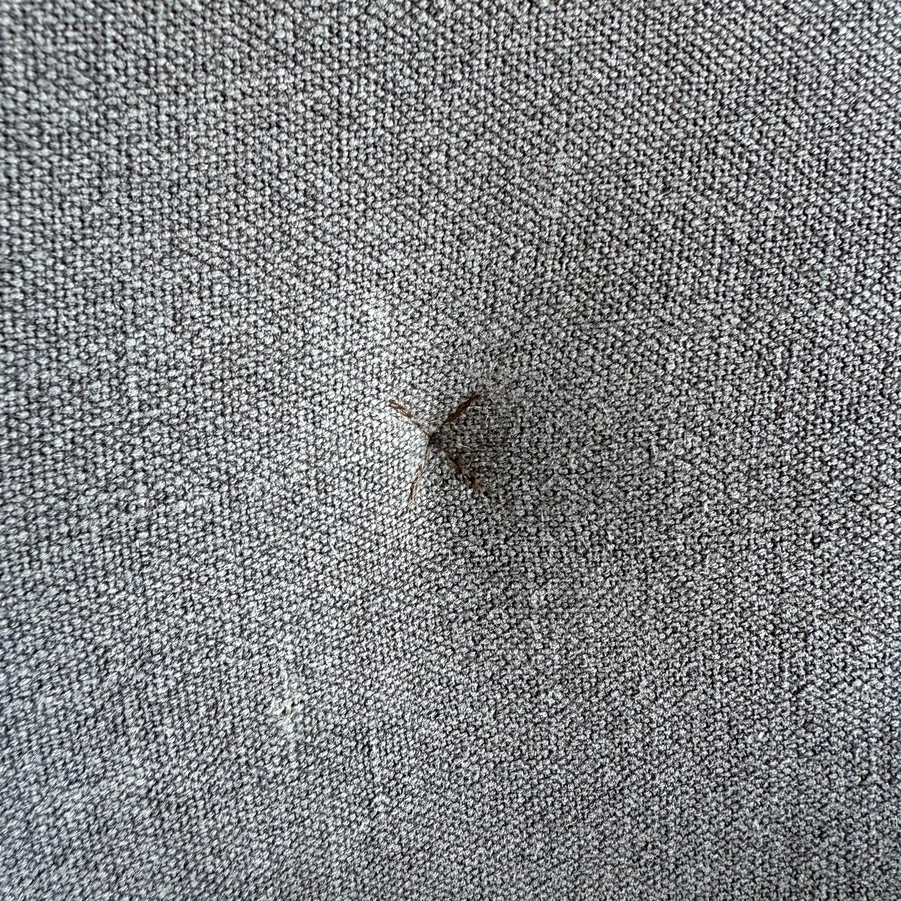 Mid Century Style Swivel Chair in Ecorcé Stone Washed Linen in vendita 4