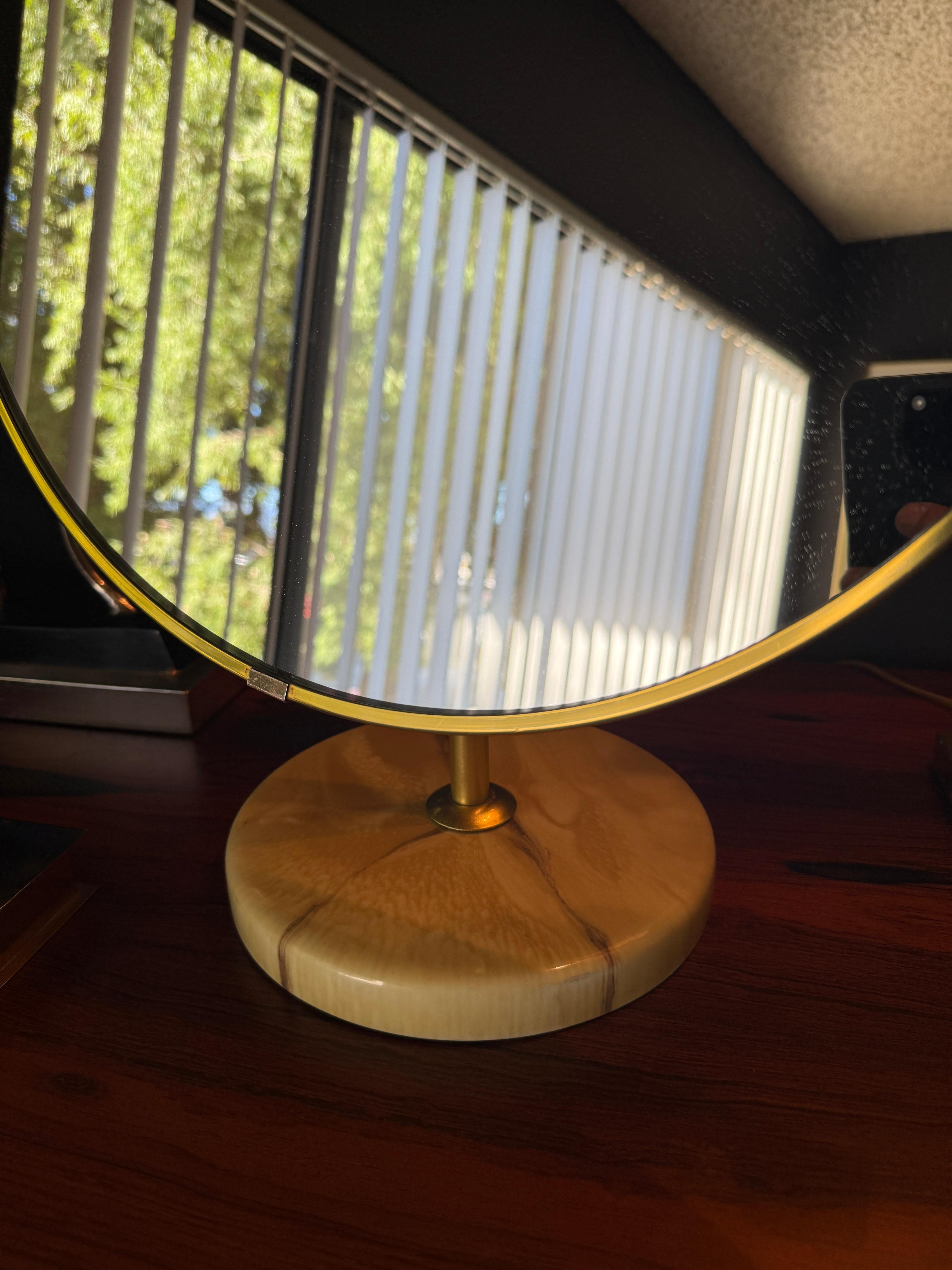 Mid Century Style Vanity Mirror In Good Condition For Sale In North Hollywood, CA
