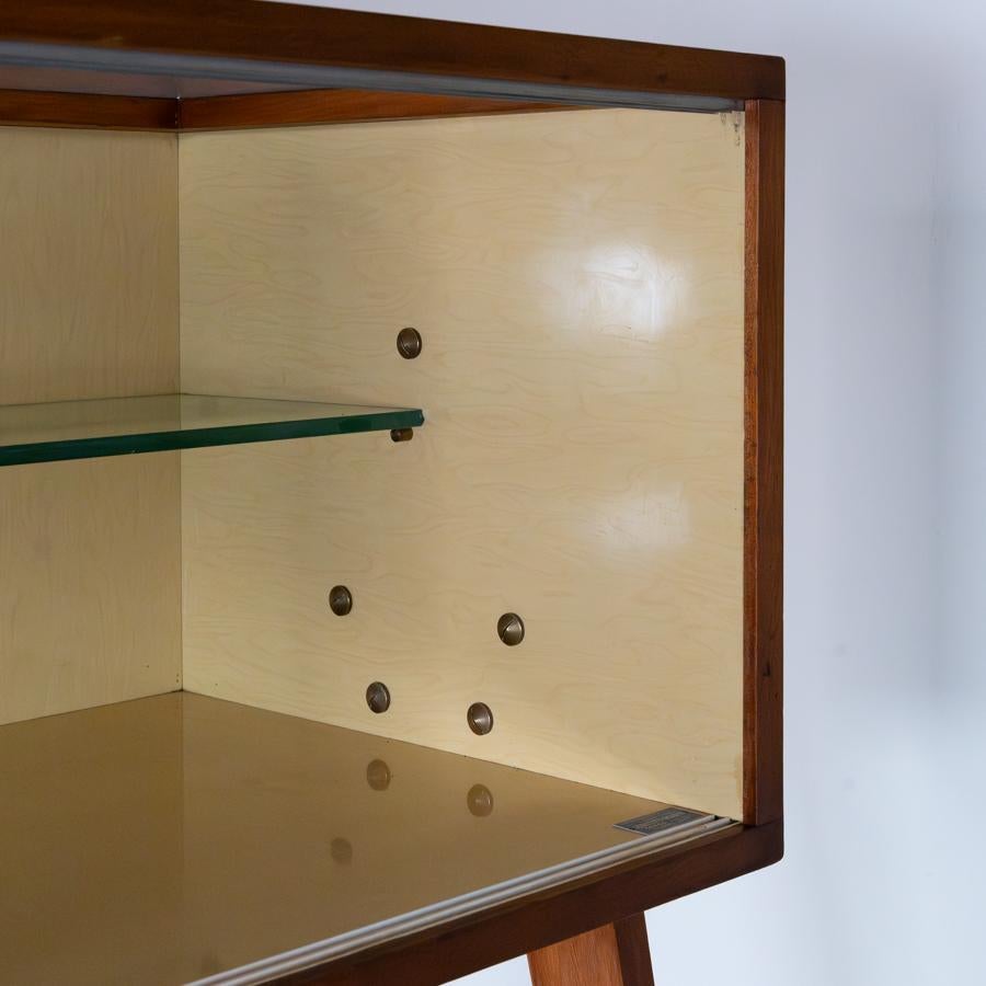Mid-20th Century Mid-Century style wooden display case, 1950s For Sale