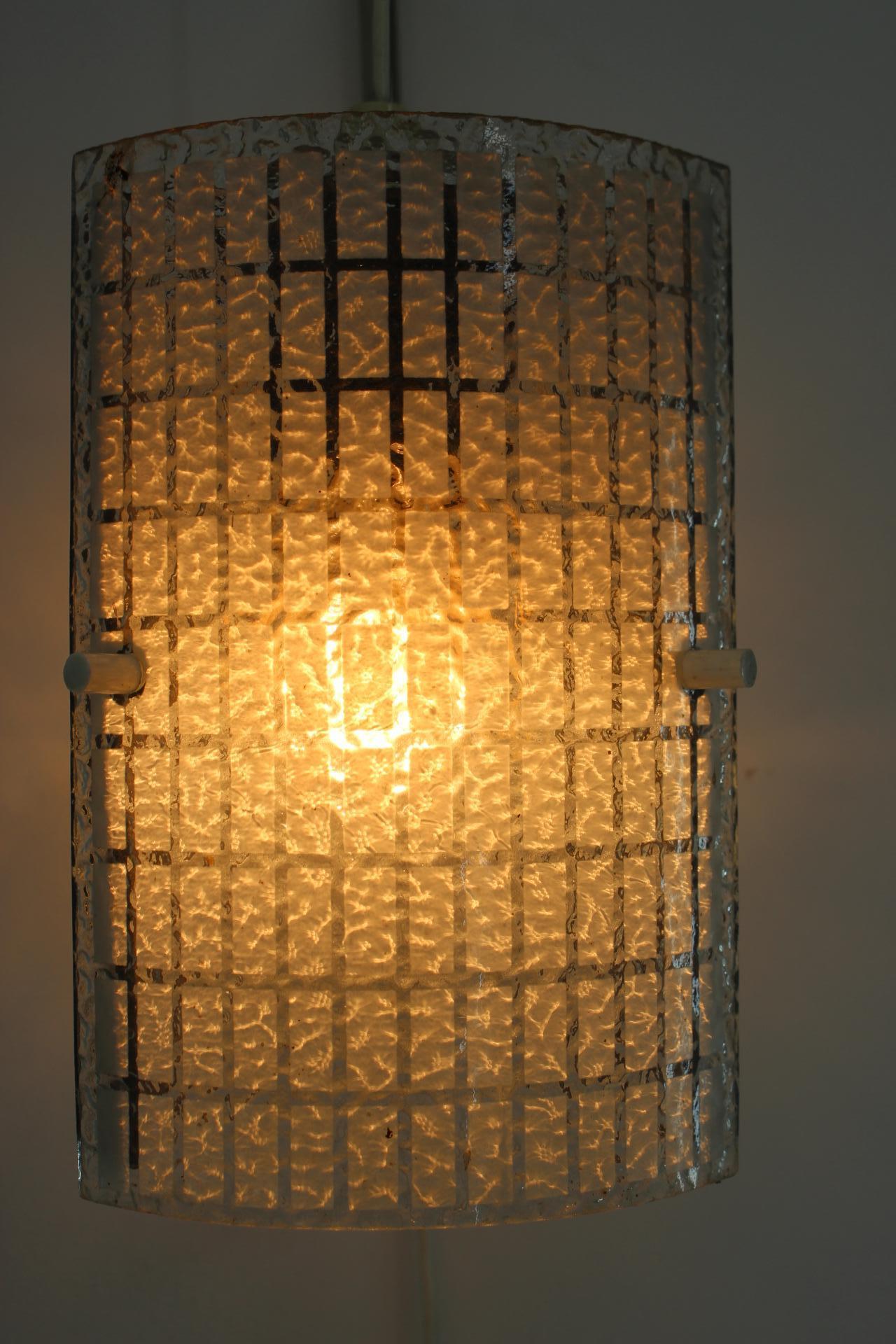 Lámpara de cristal de diseño de mediados de siglo, Checoslovaquia / años 60 mediados del siglo XX en venta
