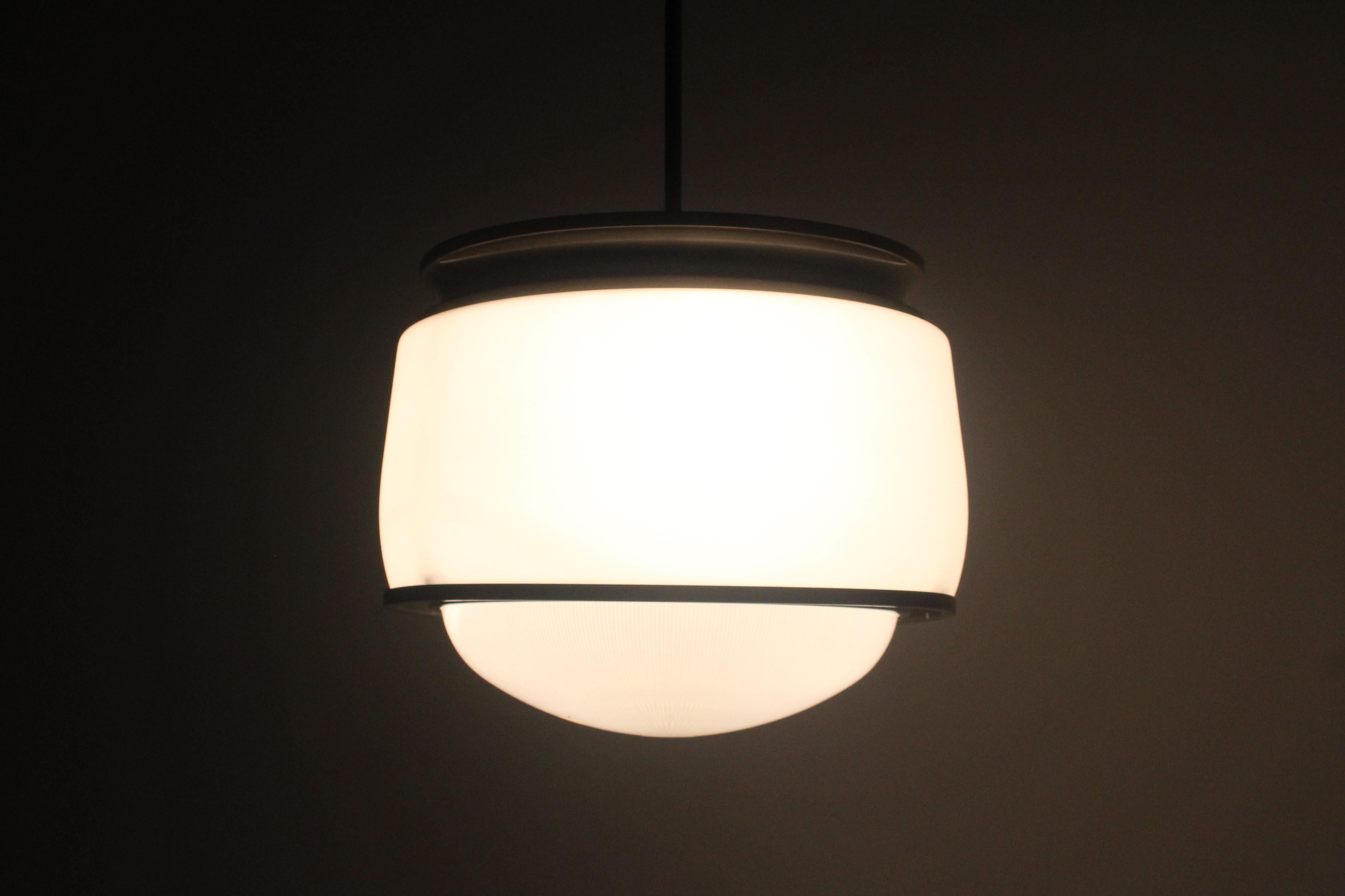 Mid-Century Suspension Lamp mod. 