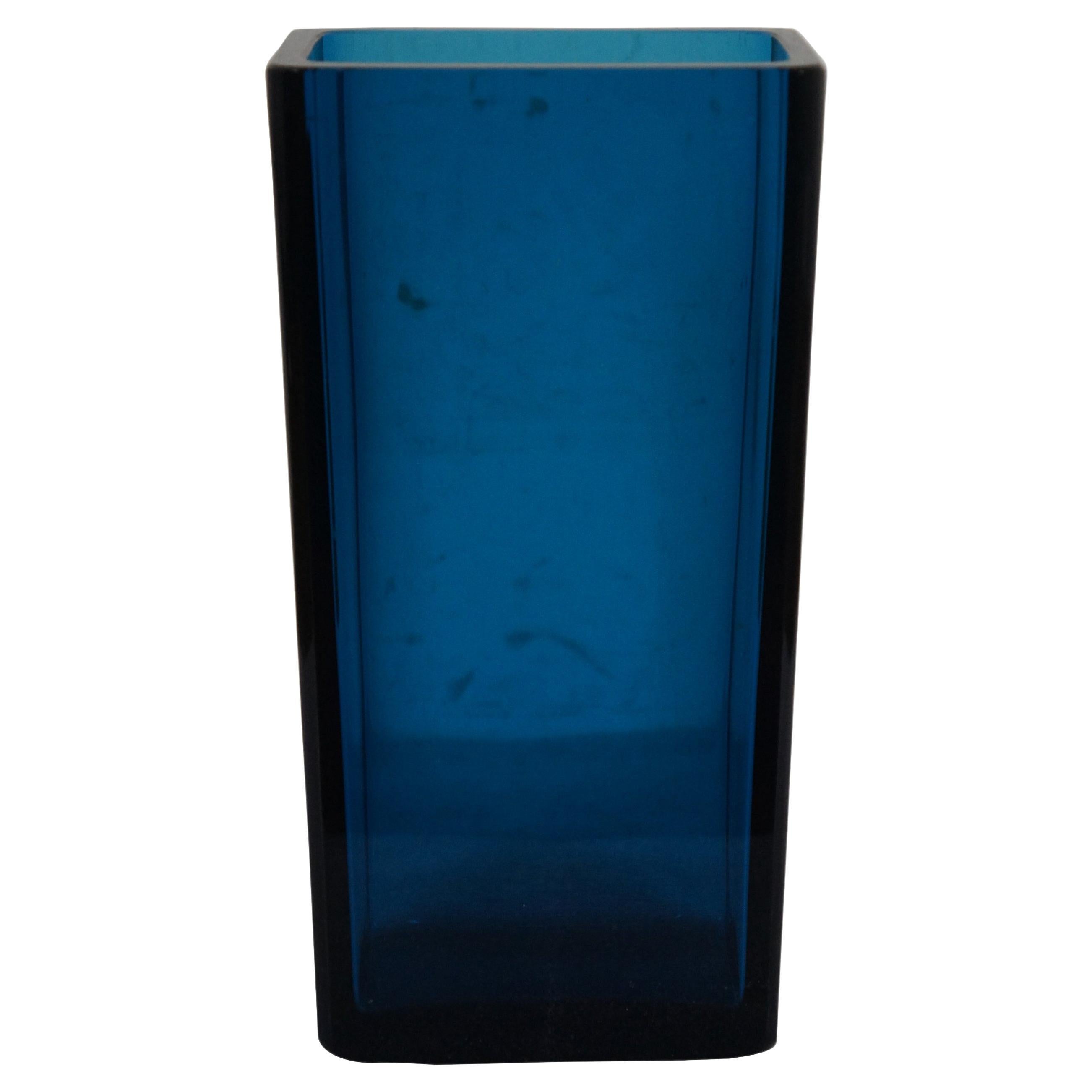Vaso da fiori blu cobalto di metà secolo di Sven Palmqvist Orrefors Pa Expo 1965