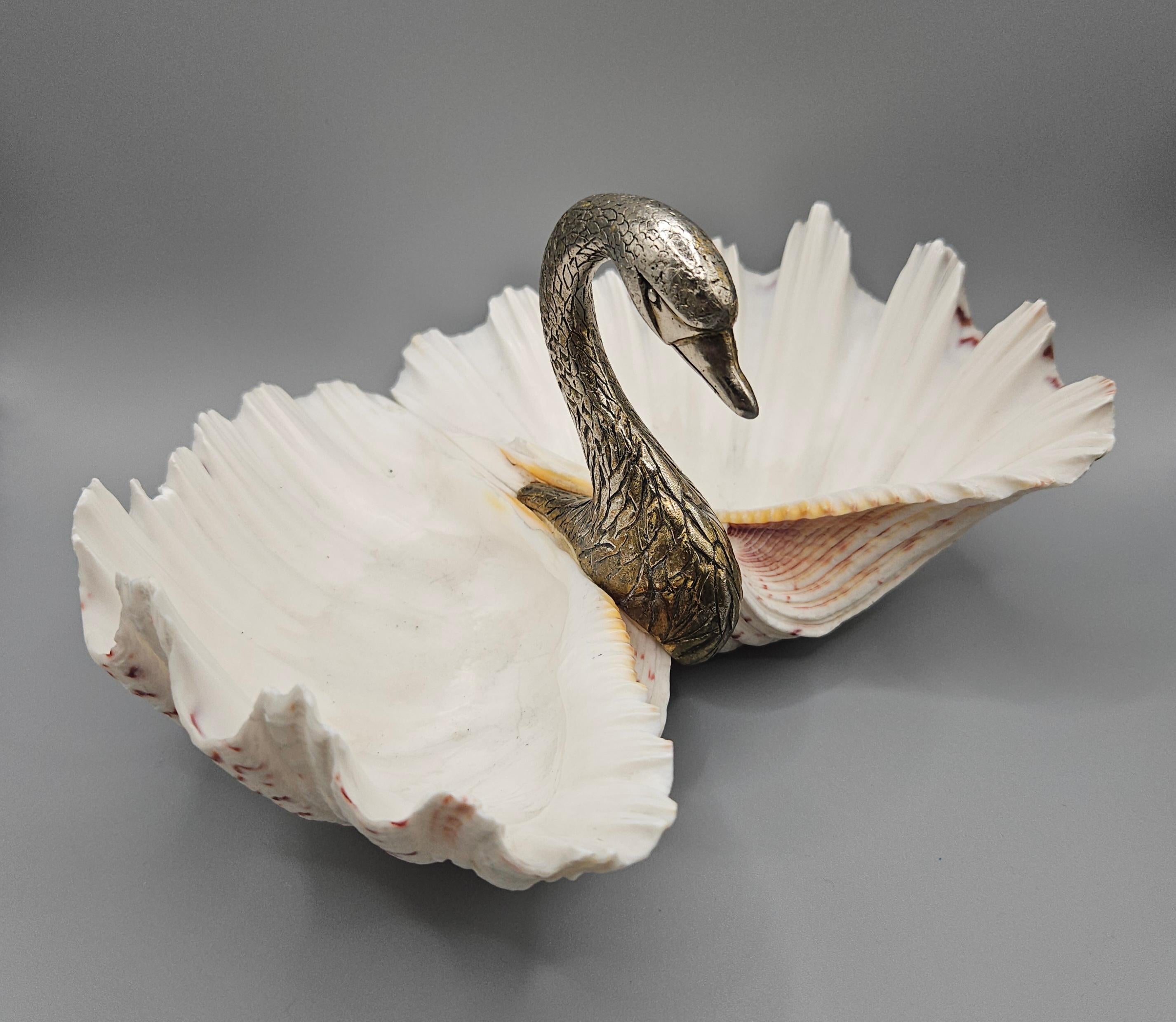Piatto a forma di doppia conchiglia di cigno di metà secolo, stile Gabriella Binazzi, Italia, 1970 ca. in vendita 5
