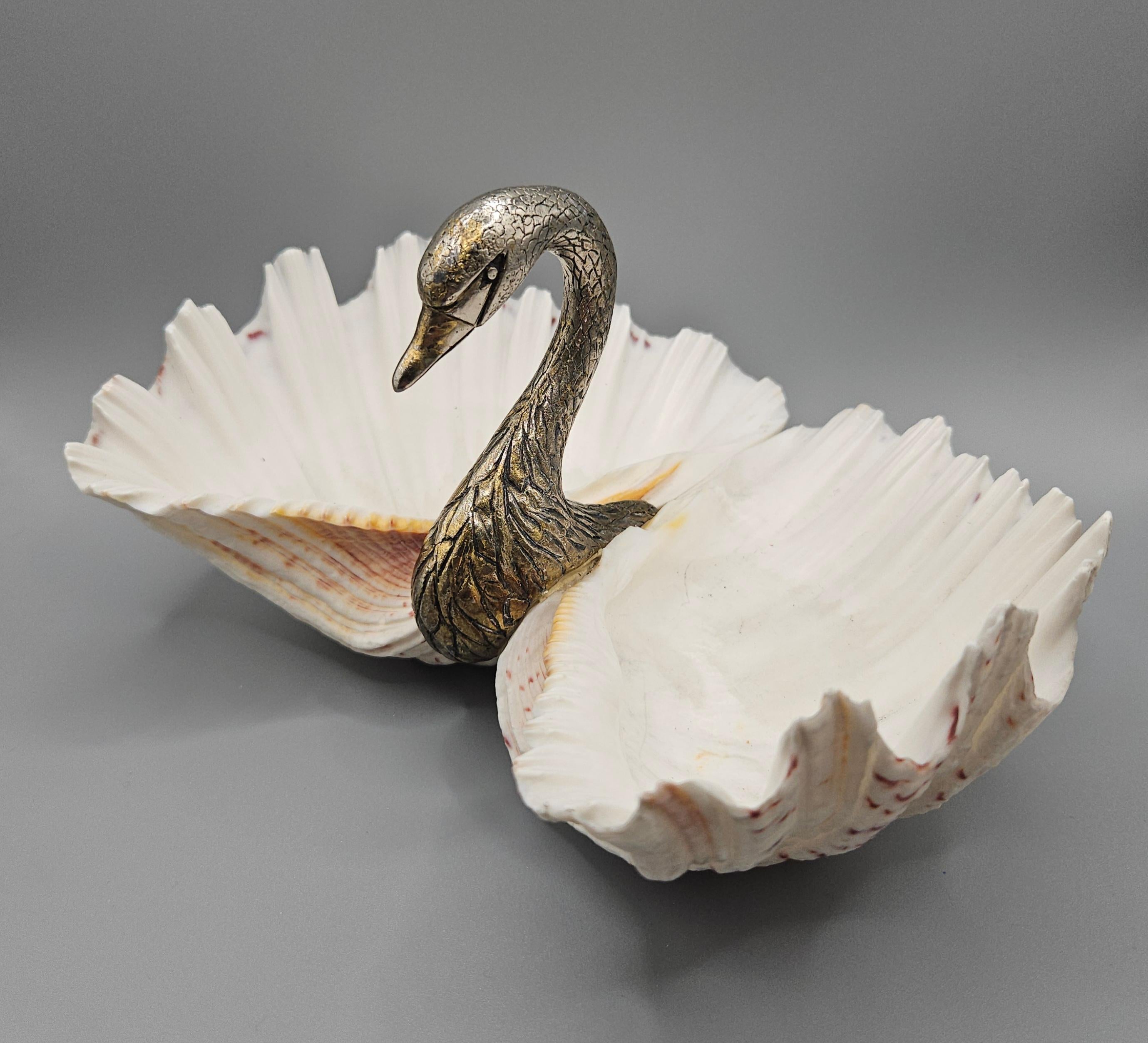 Piatto a forma di doppia conchiglia di cigno di metà secolo, stile Gabriella Binazzi, Italia, 1970 ca. in vendita 6