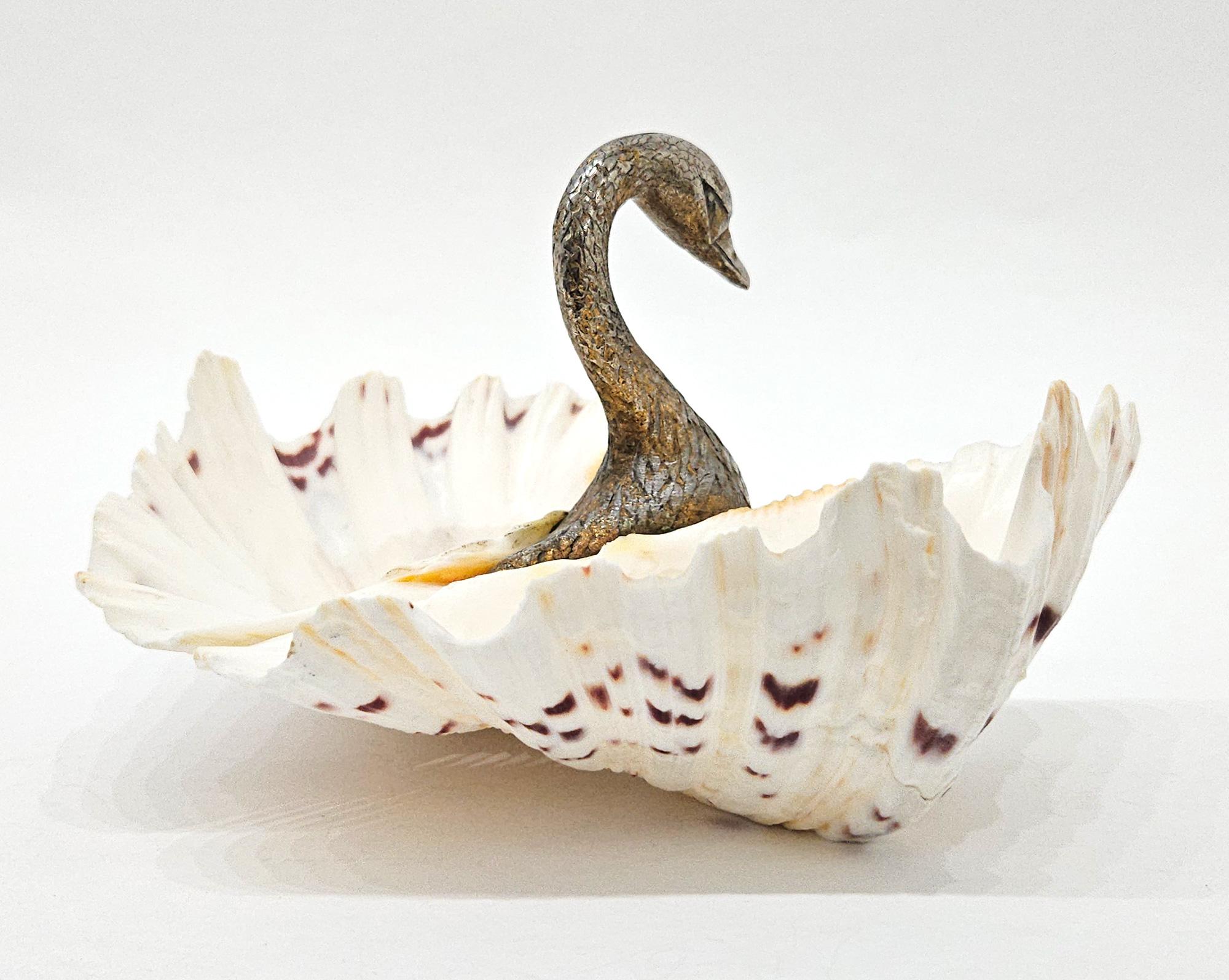 Mid Century Swan Double Clam Shell Dish, Italy, c. 1970 2