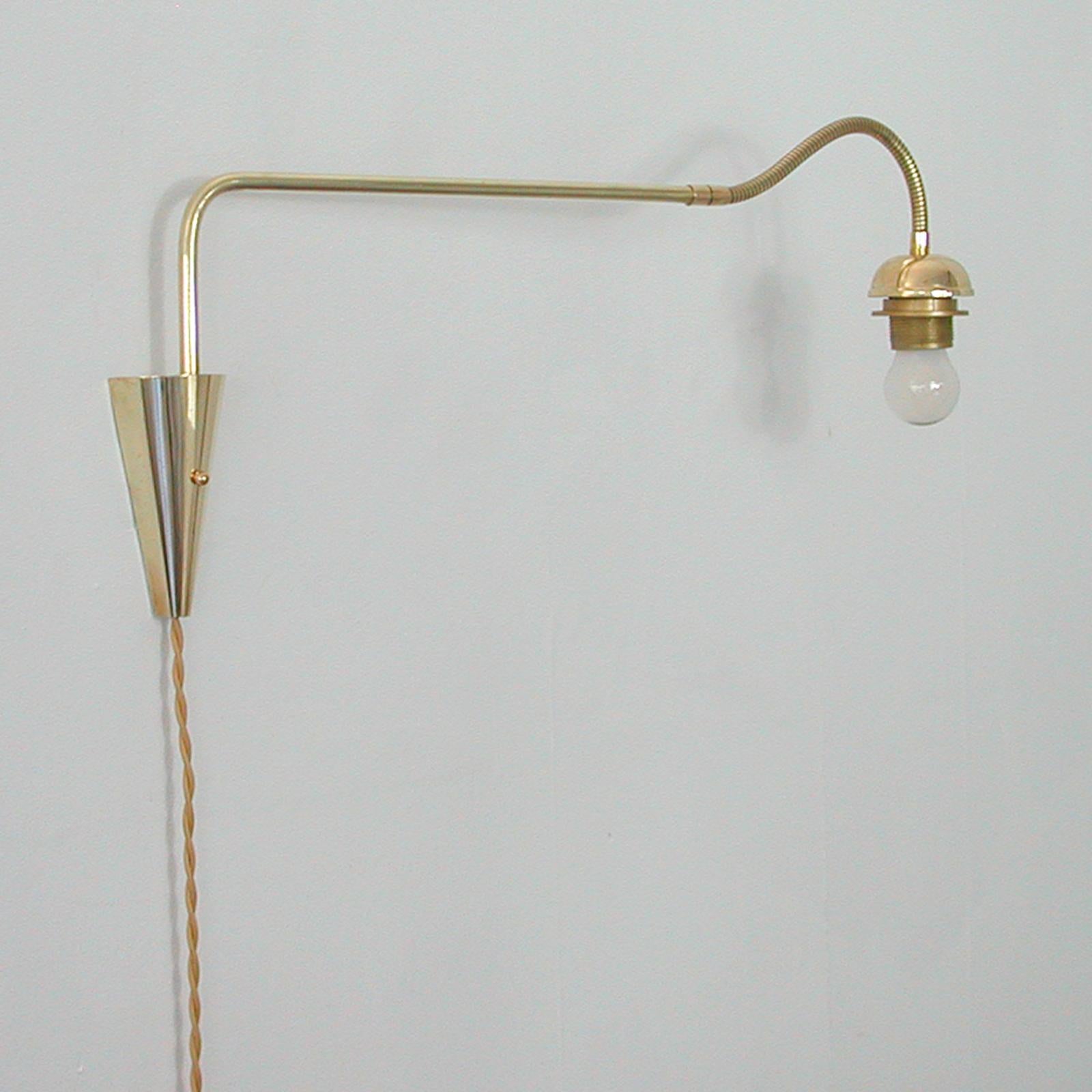 Mid-Century Swedish Adjustable and Articulating Brass Wall Light, 1950s 8