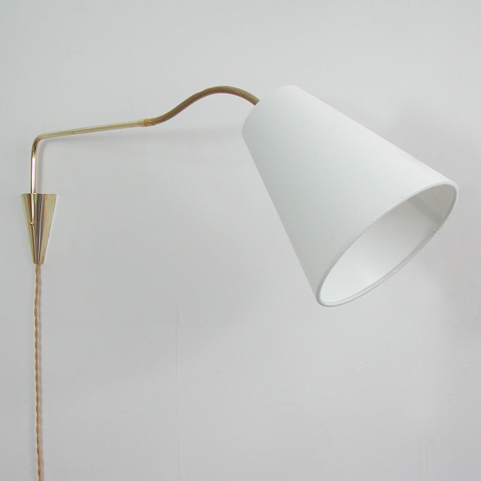 Mid-Century Swedish Adjustable and Articulating Brass Wall Light, 1950s 2