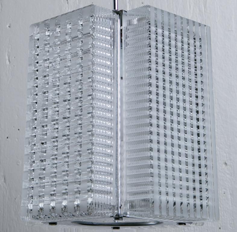 Vintage-Pendelleuchte „ Skyscraper“ aus Glas und Nickel im Art-déco-Stil (Tschechisch)
