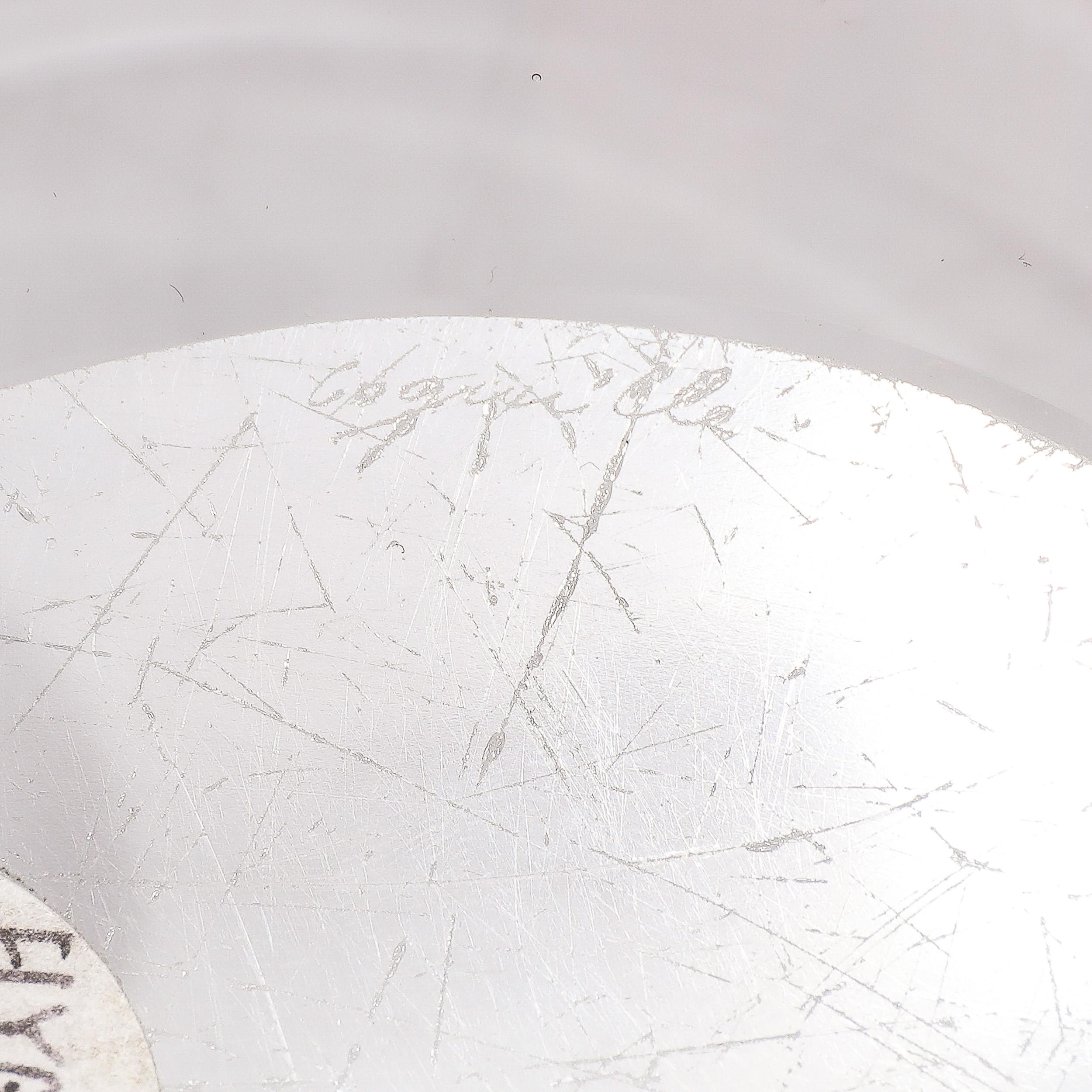 Centro de mesa de Swedish art glass de mediados de siglo Rubí y cuenco blanco de Flygsfors Coquill en venta 7