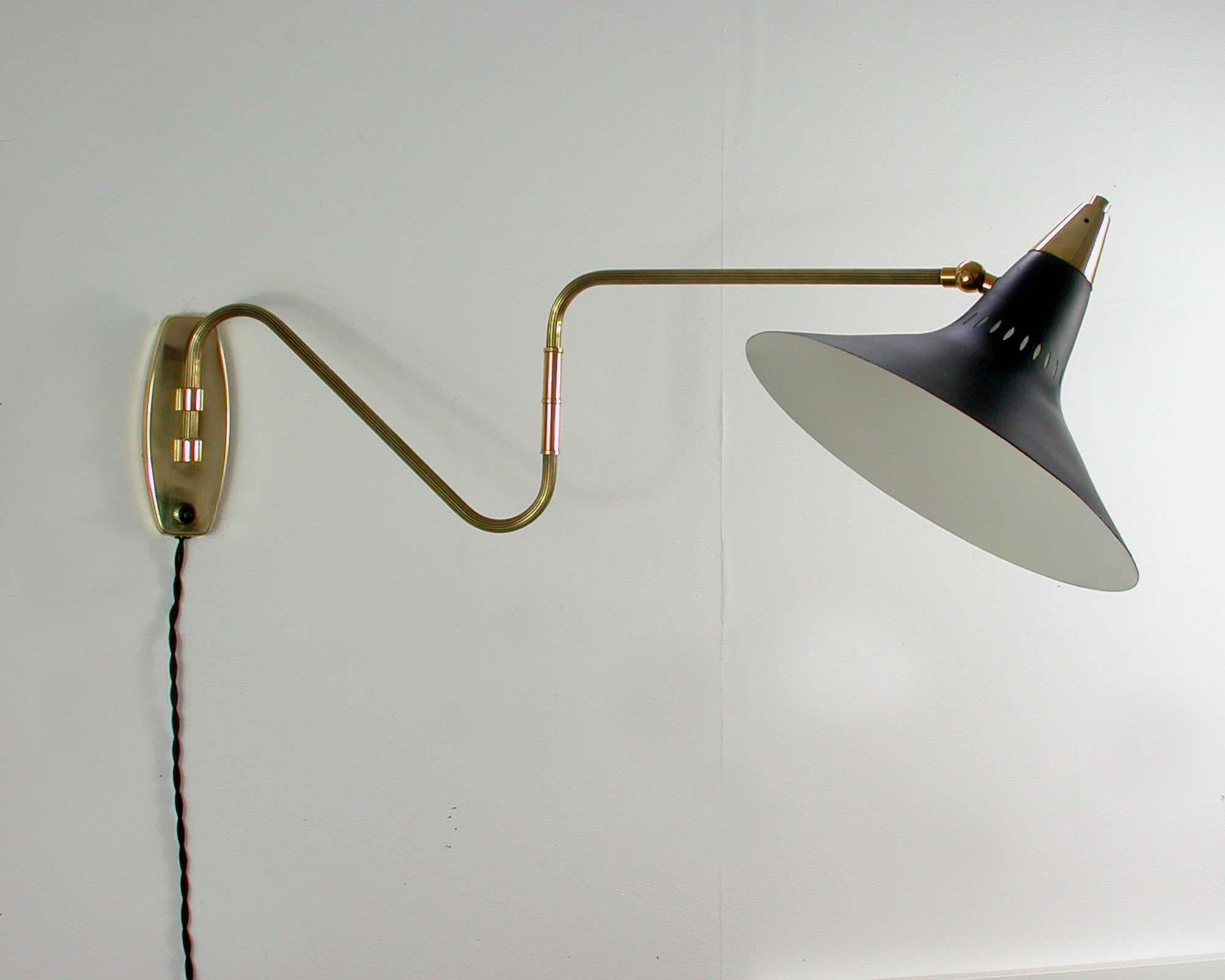 Midcentury Swedish Black and Brass Articulating Wall Light Sconce, 1950s 4