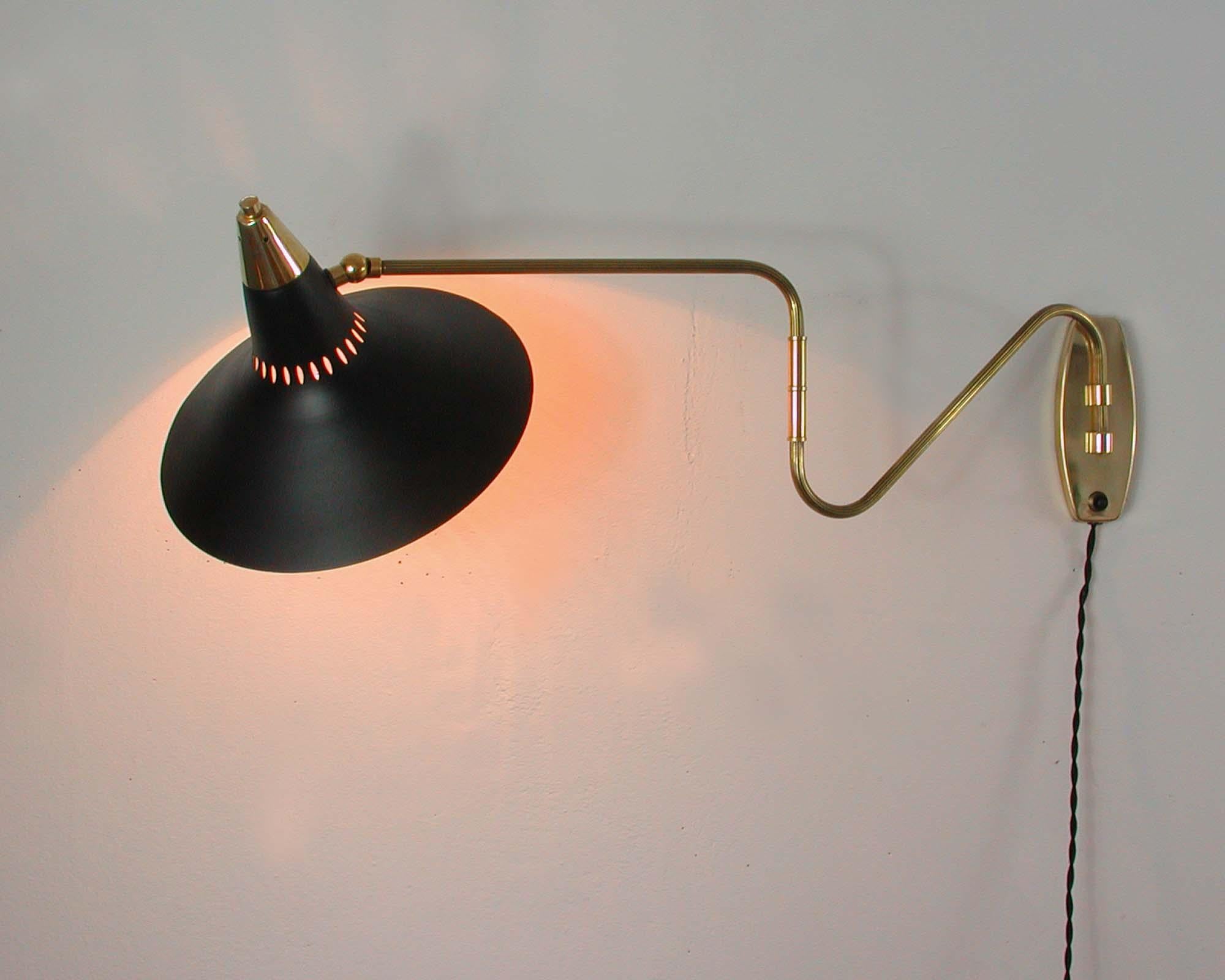 Midcentury Swedish Black and Brass Articulating Wall Light Sconce, 1950s 7