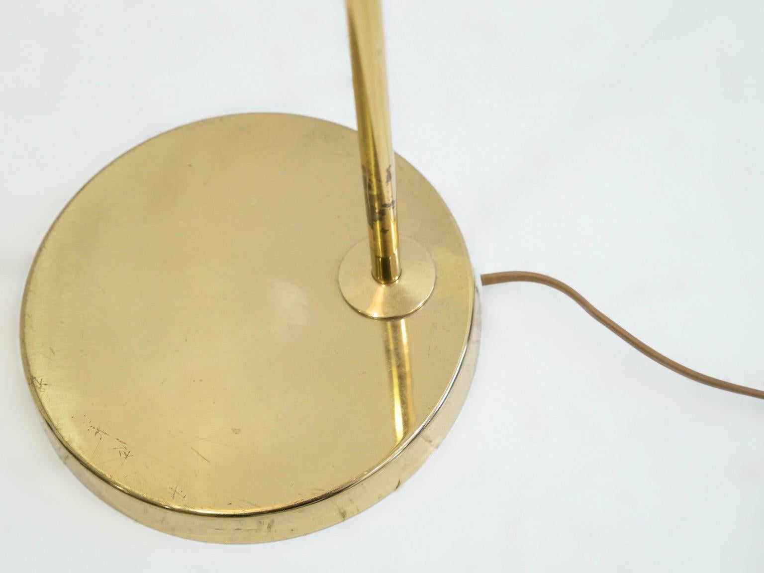 Mid-Century Swedish Brass Floor Lamp by Bergboms For Sale 1