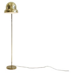Lampada da terra in ottone svedese di metà secolo di Bergboms