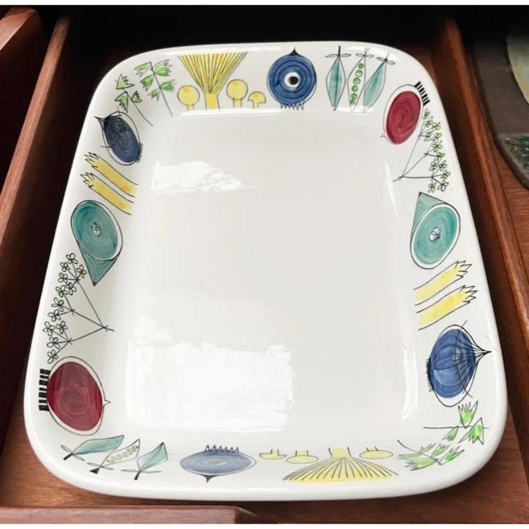 Plato decorativo Picknick de cerámica sueca de mediados de siglo de Marianne Westman, años 50 en venta 2