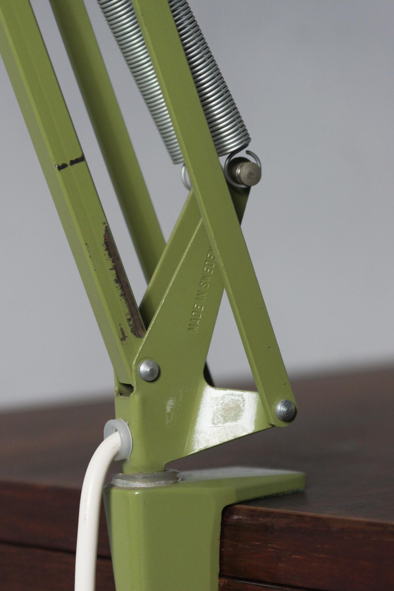Métal Lampe de bureau suédoise du milieu du siècle dernier de Ledu, années 1960 en vente