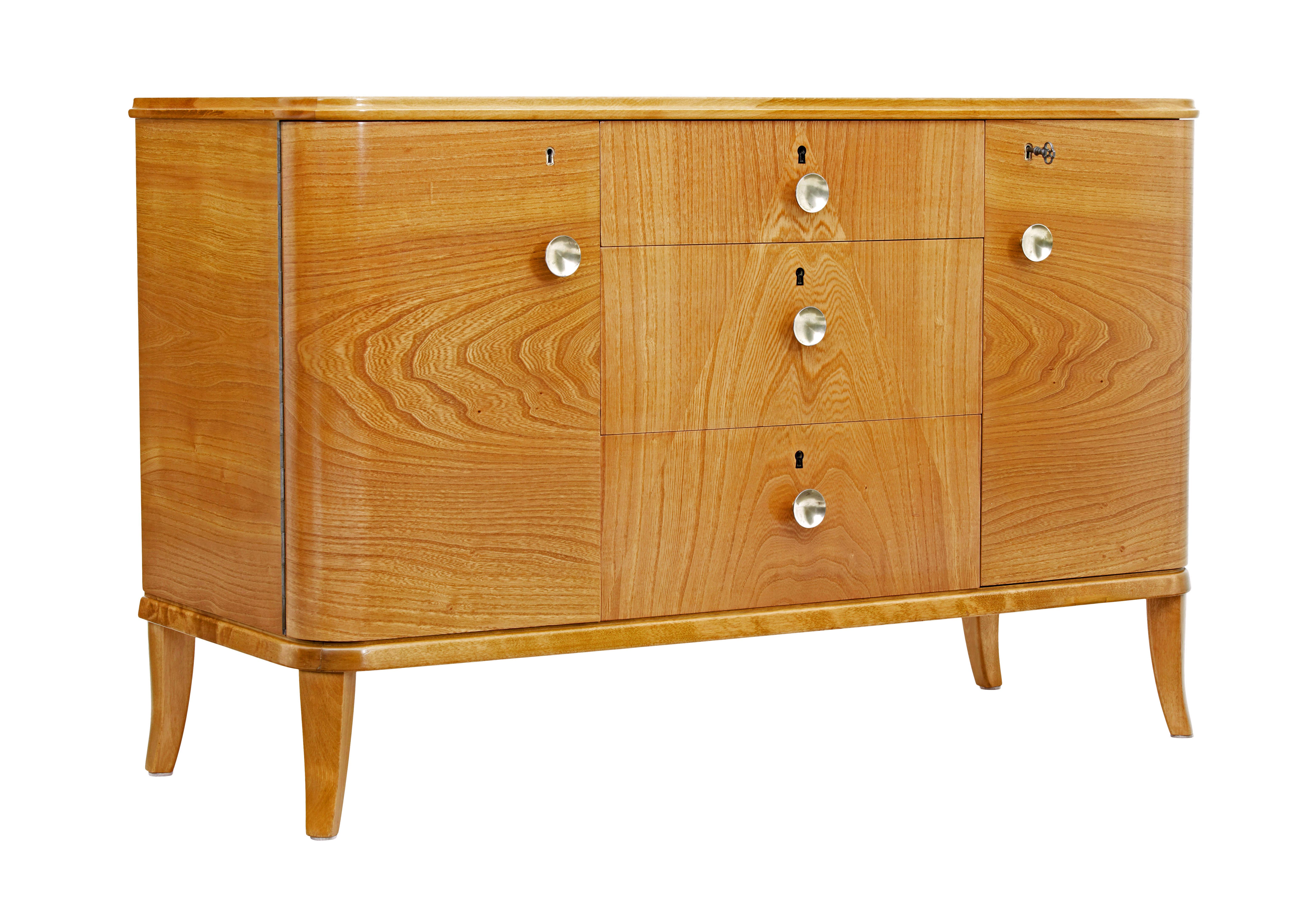 Mid century swedish elm chest of drawers In Good Condition For Sale In Debenham, Suffolk
