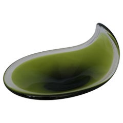 Mid Century Swedish Flygsfors Art Glass Bowl by Paul Kedelv.