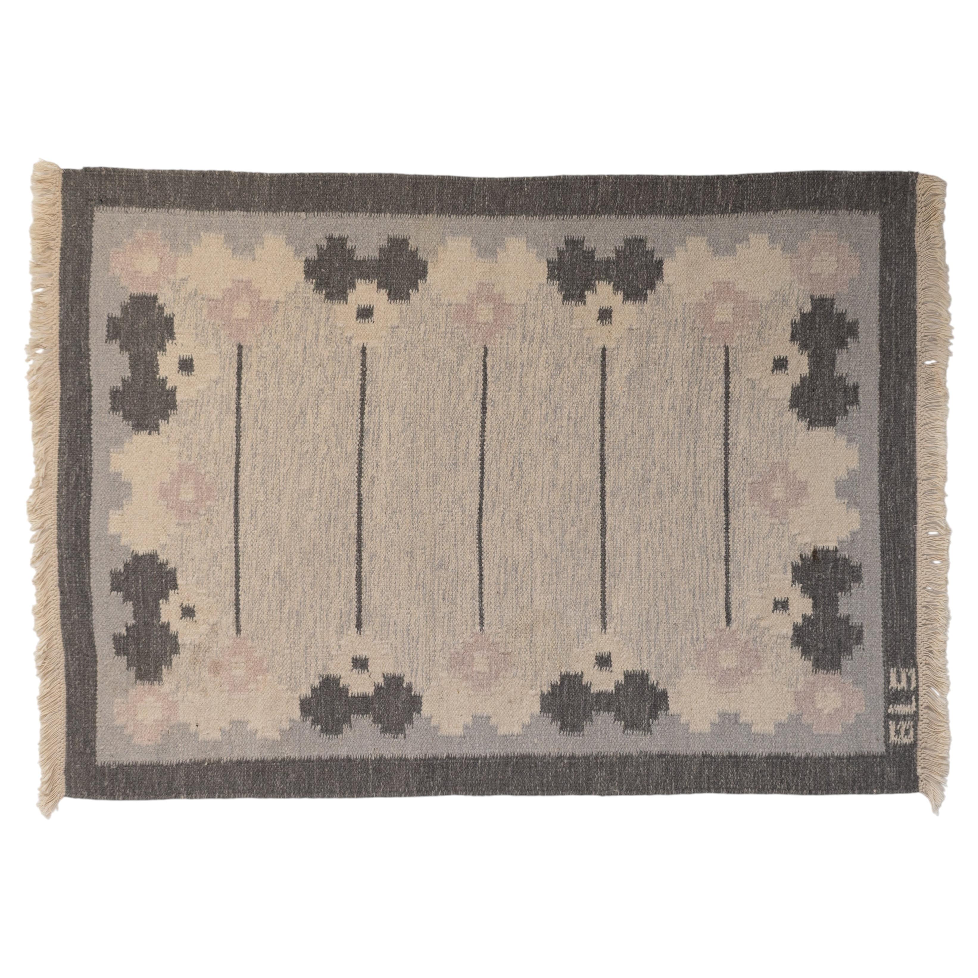 Mid-Century Swedish Kilim in Grey Tones For Sale
