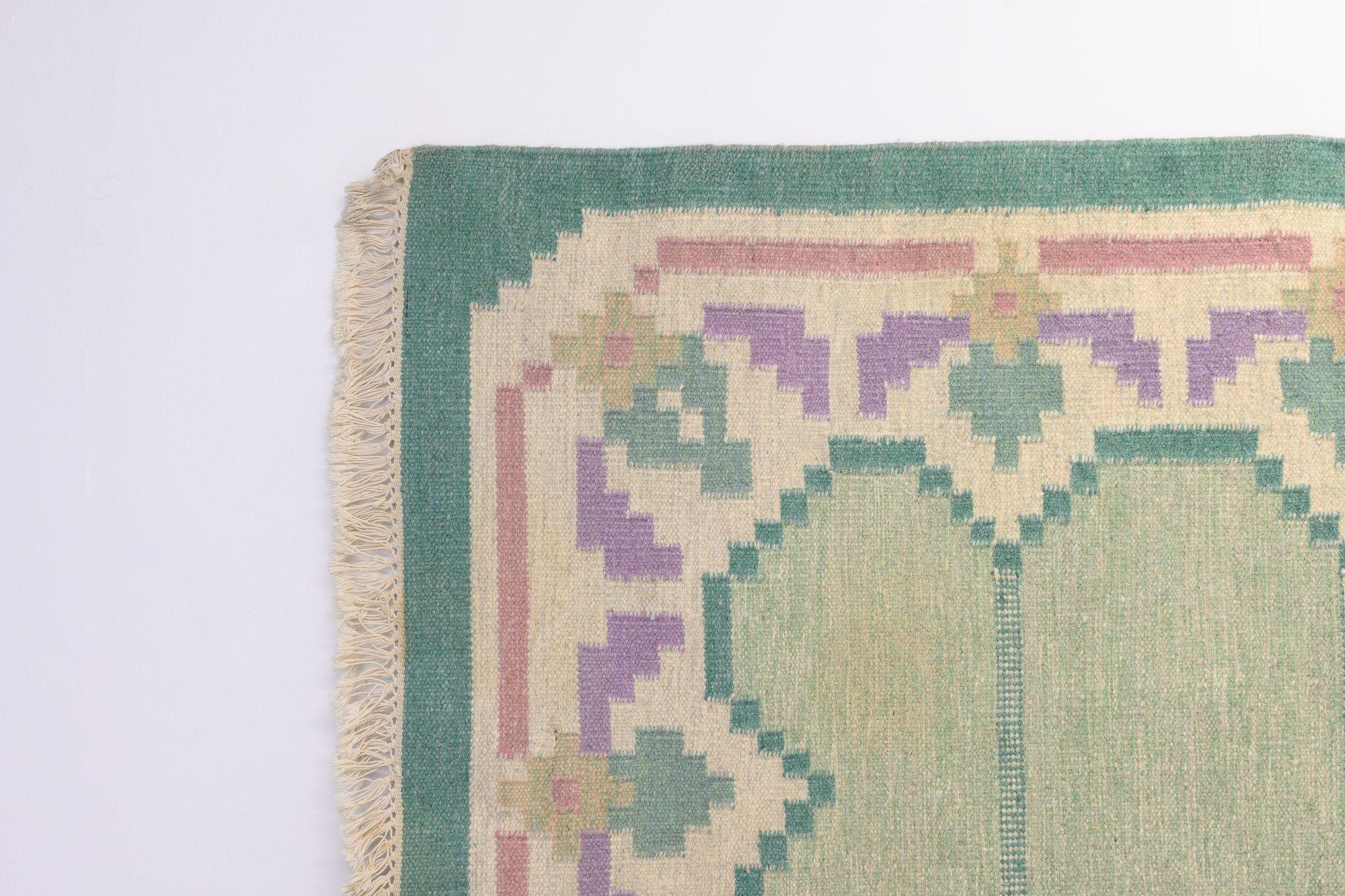 Svedese Kilim svedese di metà secolo firmato FB in vendita