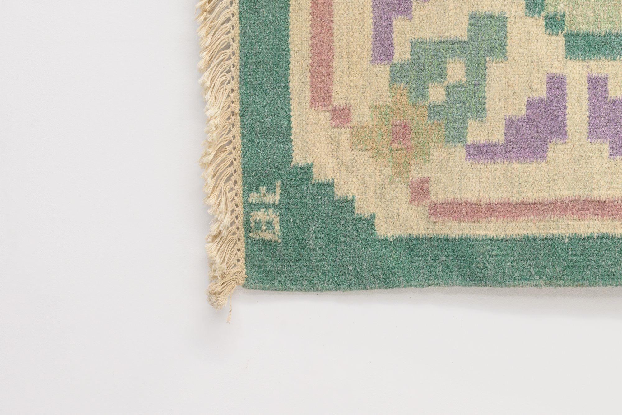 Kilim svedese di metà secolo firmato FB In condizioni discrete in vendita a London, England