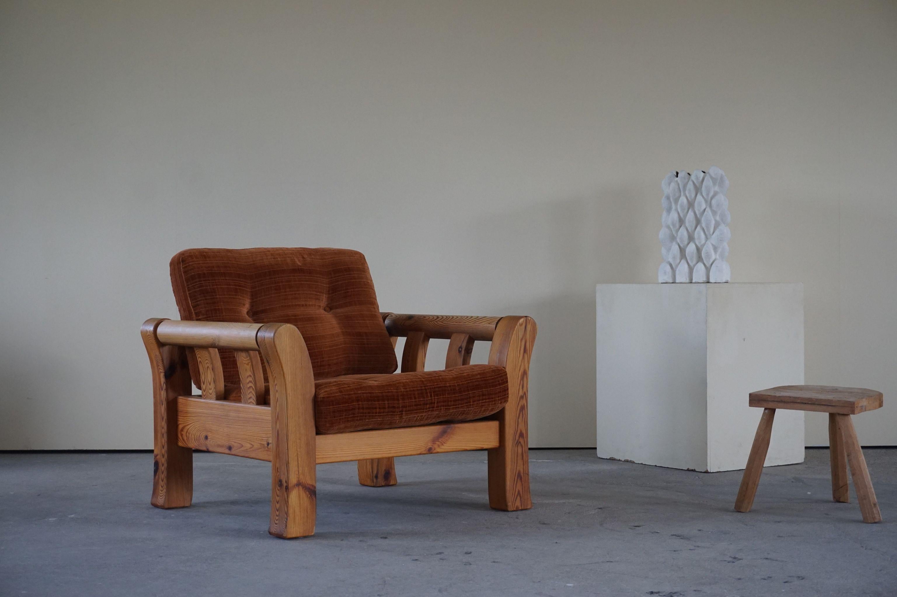 Mid Century Swedish Lounge Chair in Solid Pine, Made by Östen Kristiansson 4