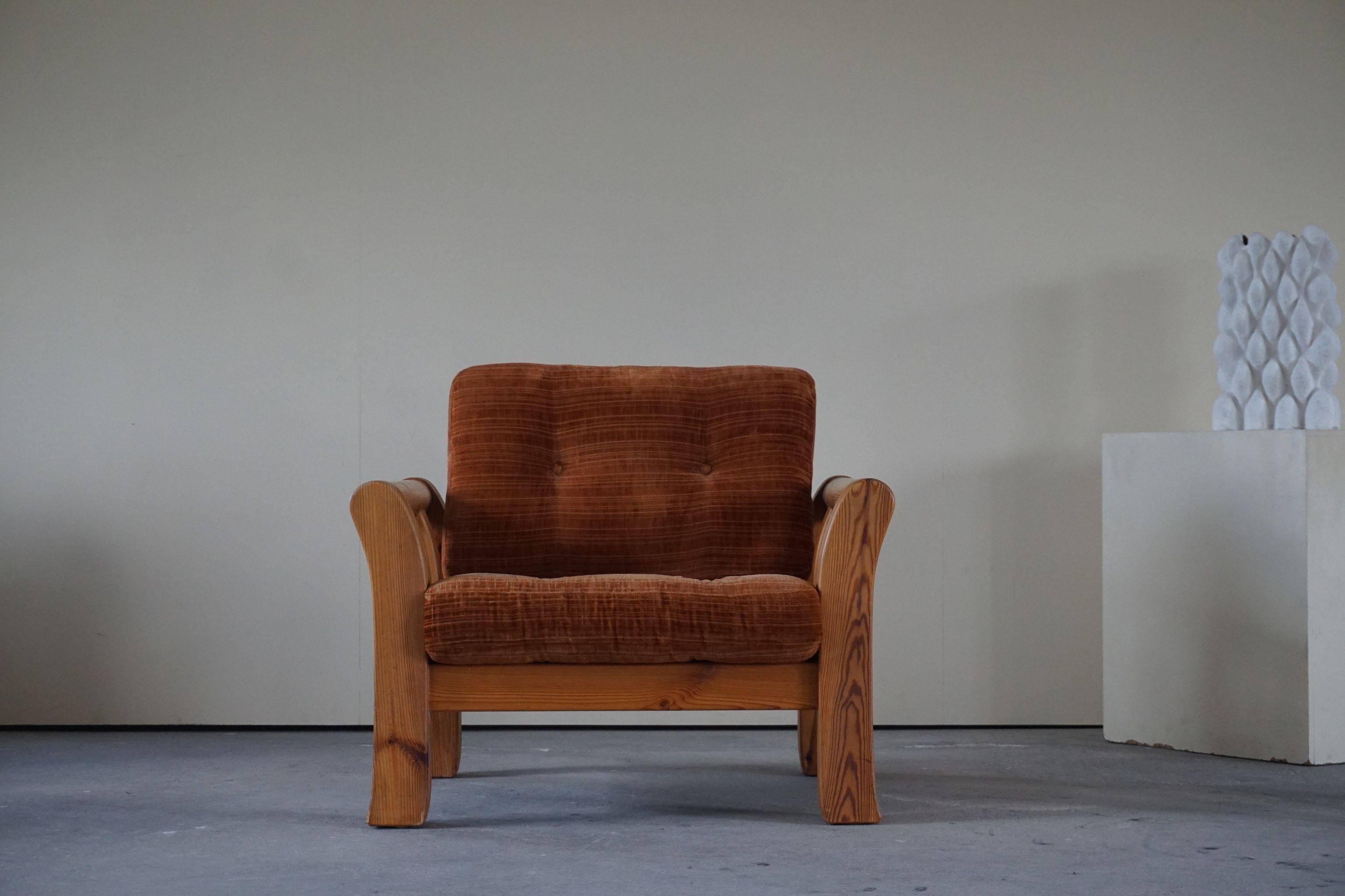 Late 20th Century Mid Century Swedish Lounge Chair in Solid Pine, Made by Östen Kristiansson