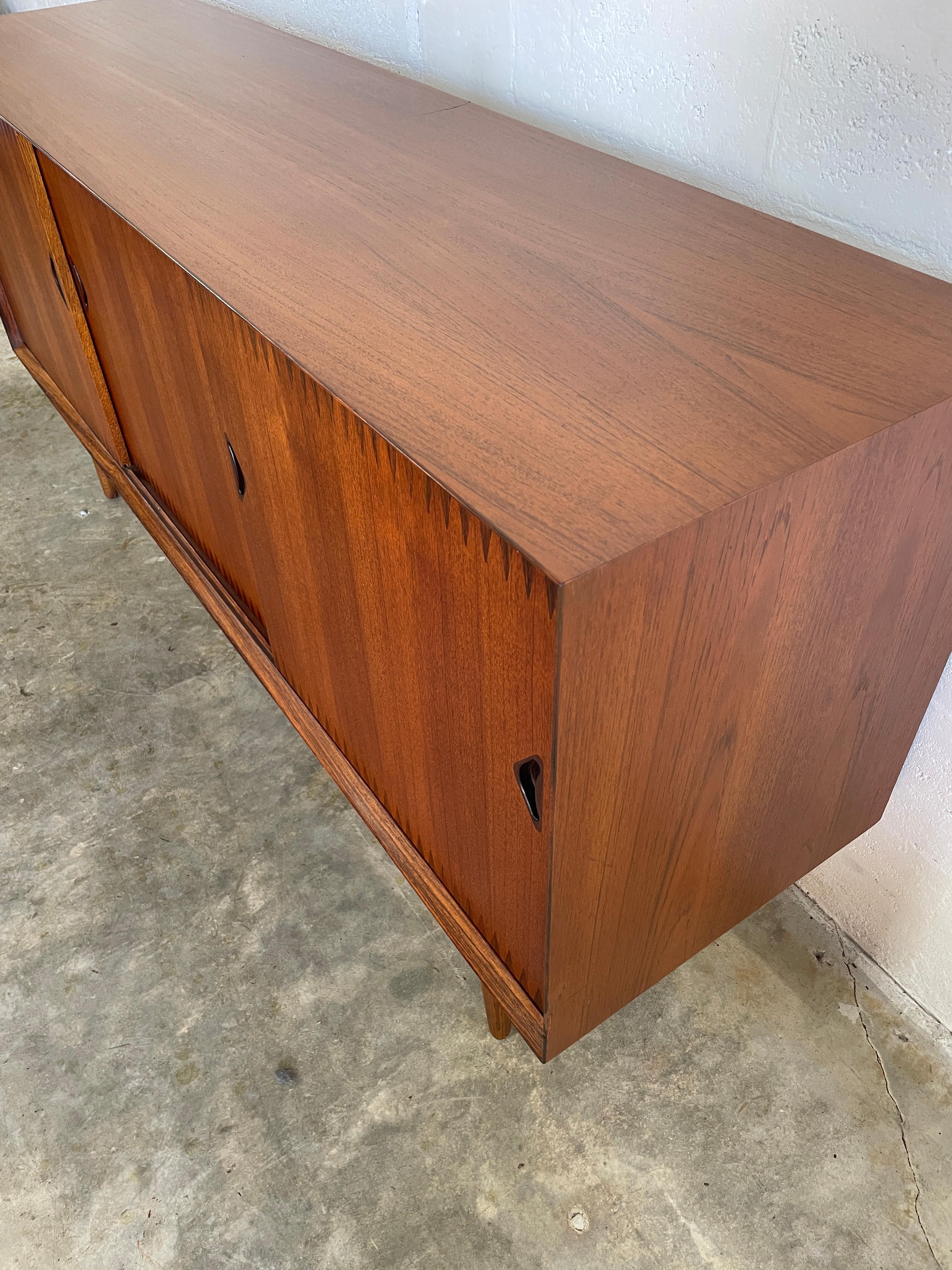 Mid Century Swedish Modern Console or Credenza For Sale 4