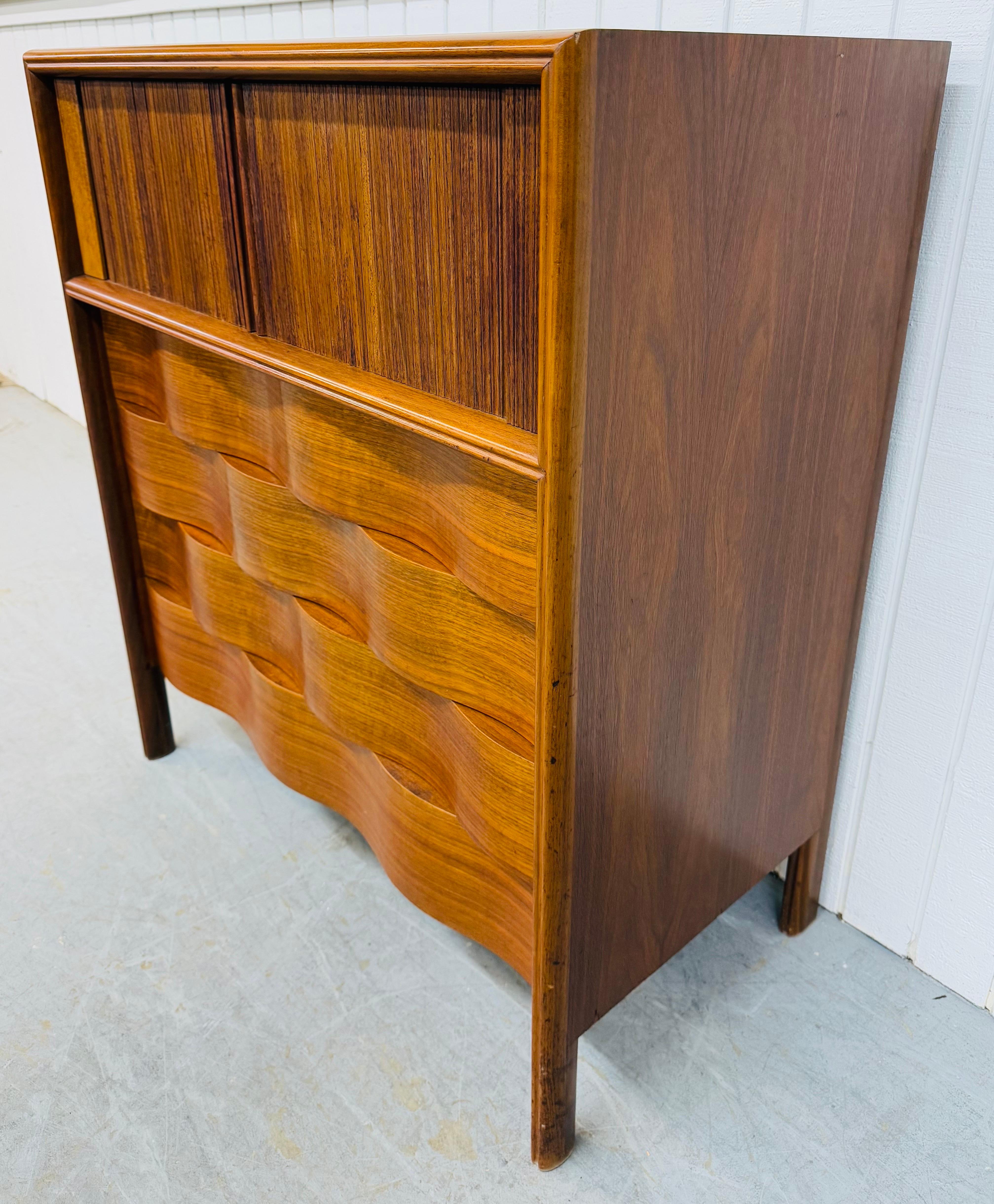 Mid-Century Swedish Modern Edmond Spence Wave Walnut 4-Piece Bedroom Set For Sale 3