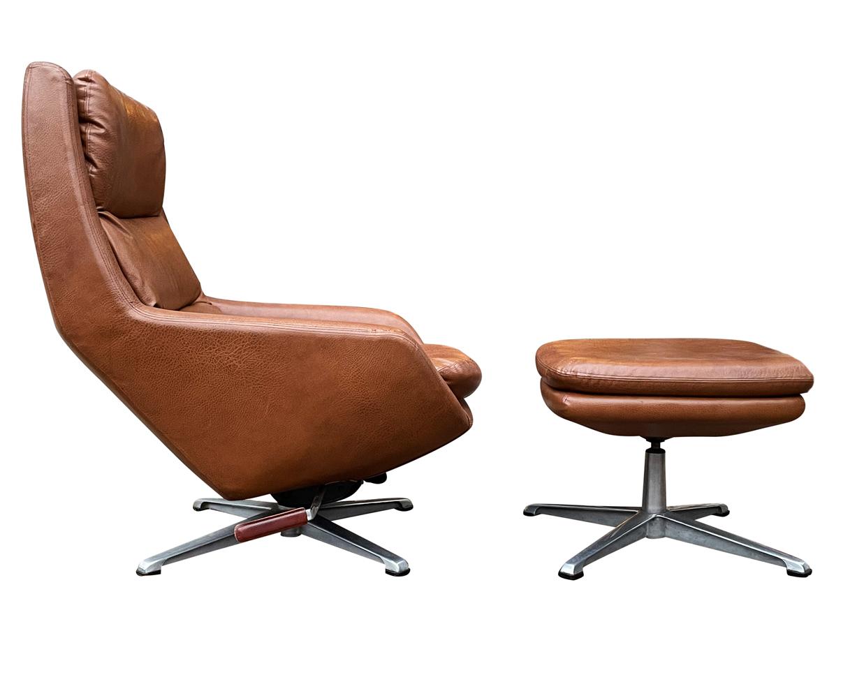 Mid Century Swedish Modern Reclining Lounge in Brown Faux Leather by Overman In Good Condition In Philadelphia, PA
